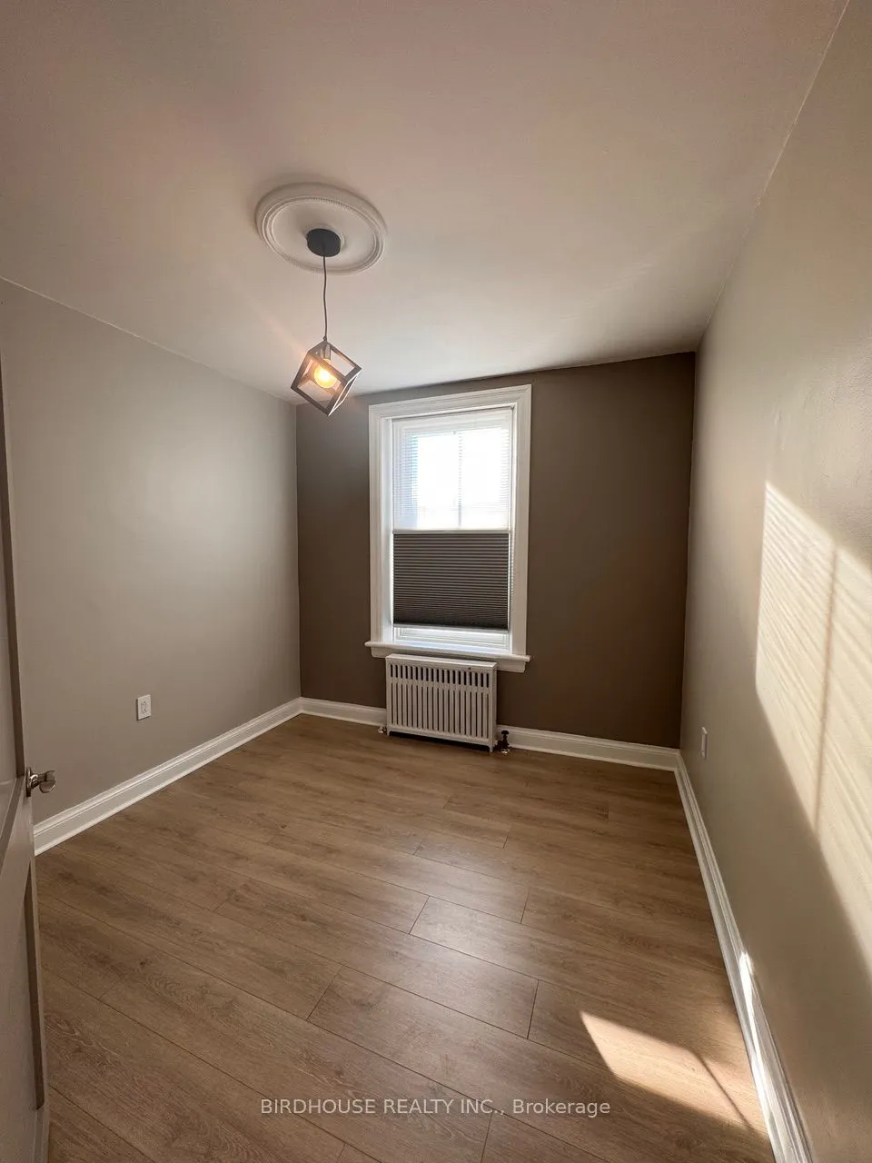 134 Kent Street W, #1