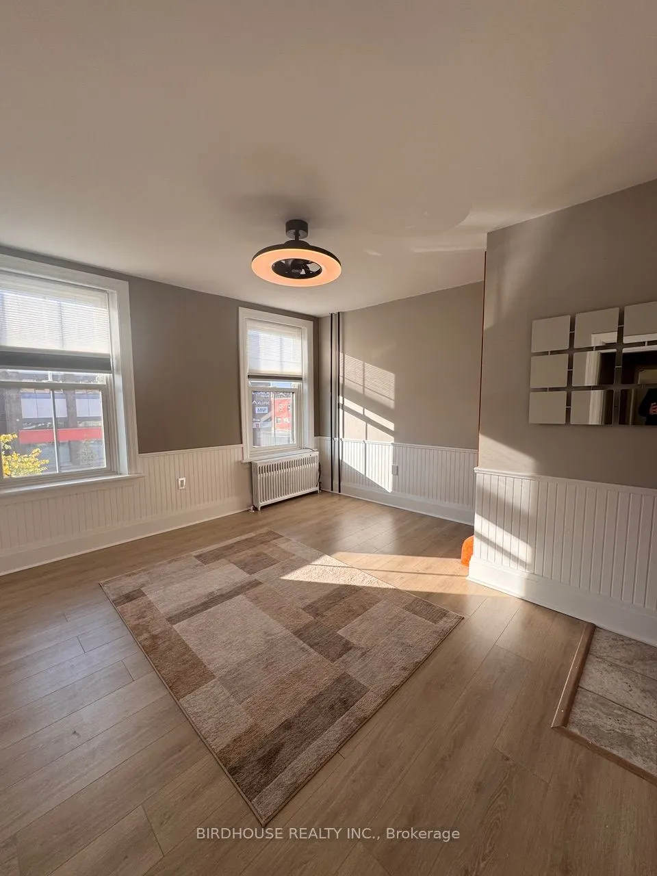 134 Kent Street W, #1