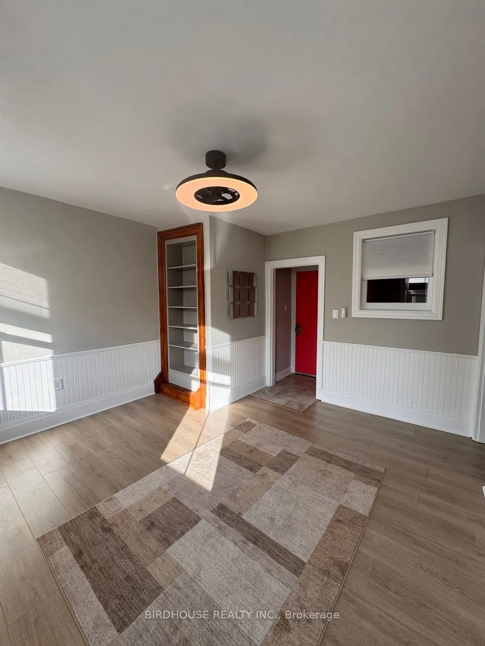 134 Kent Street W, #1