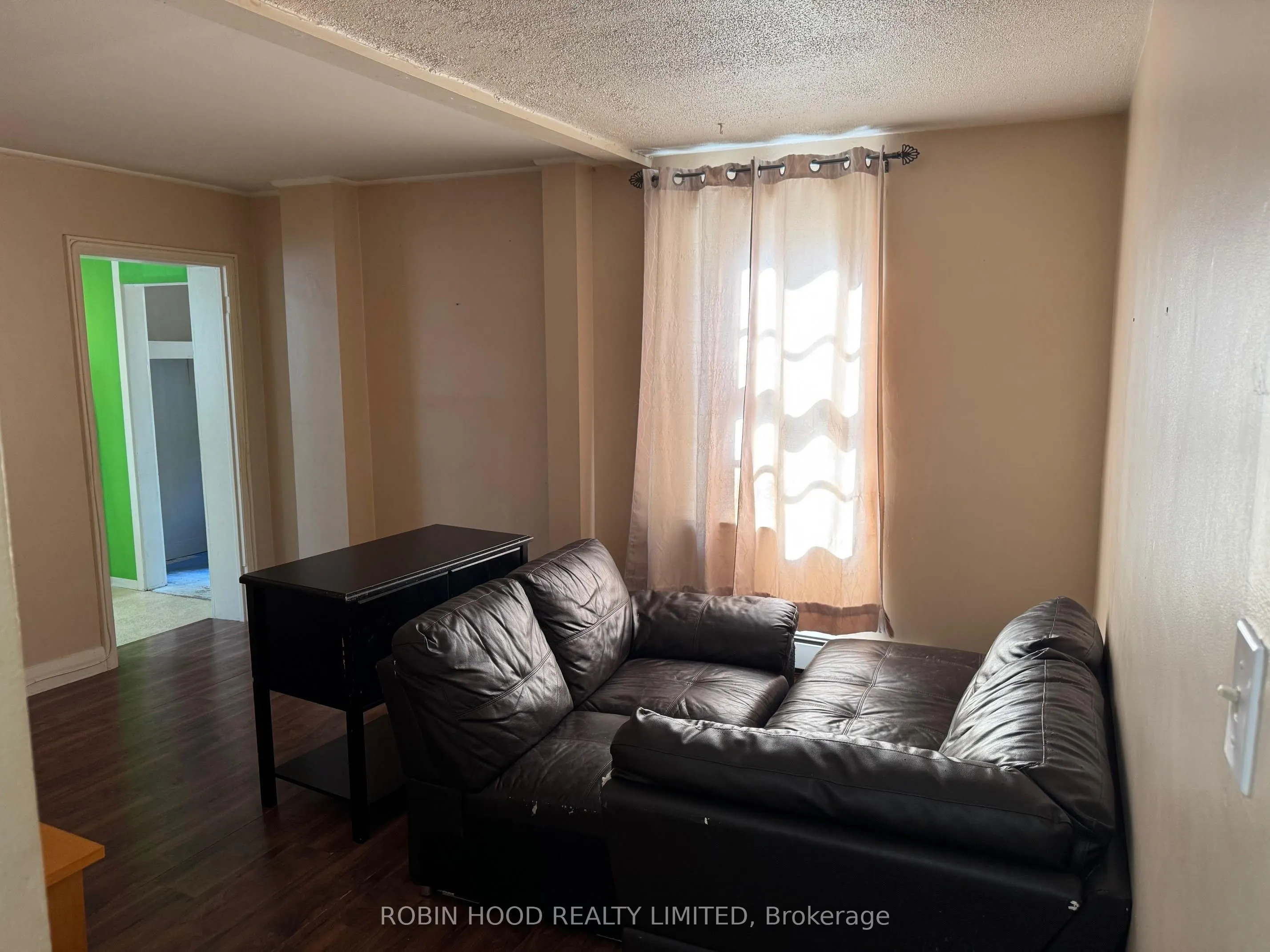 42 Roseview Avenue, #Unit 3