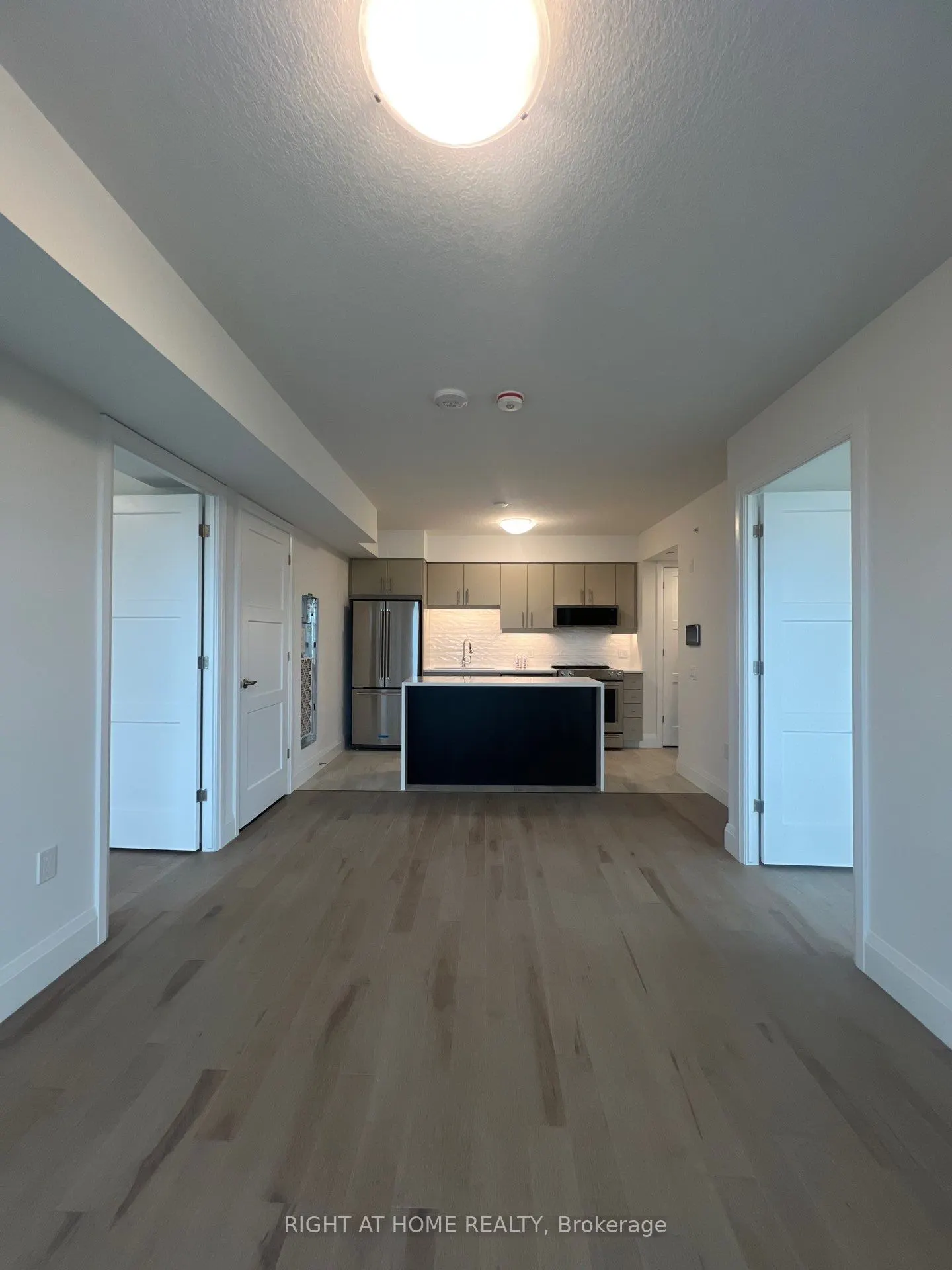 93 Arthur Street S, #1113