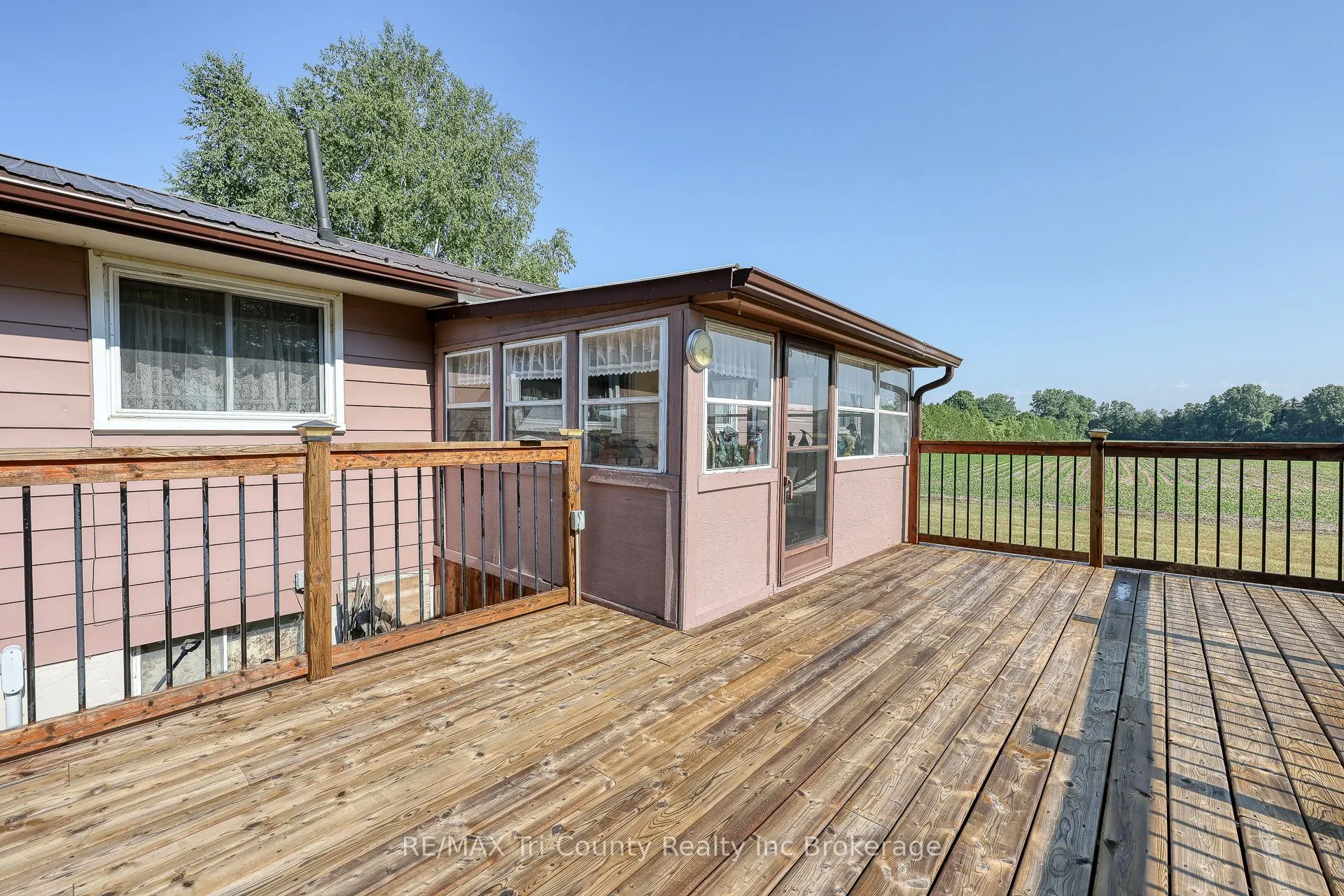 630 5th Concession ENR Road