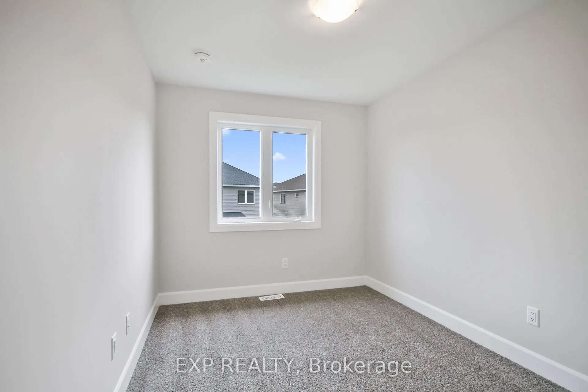 18 REYNOLDS Avenue