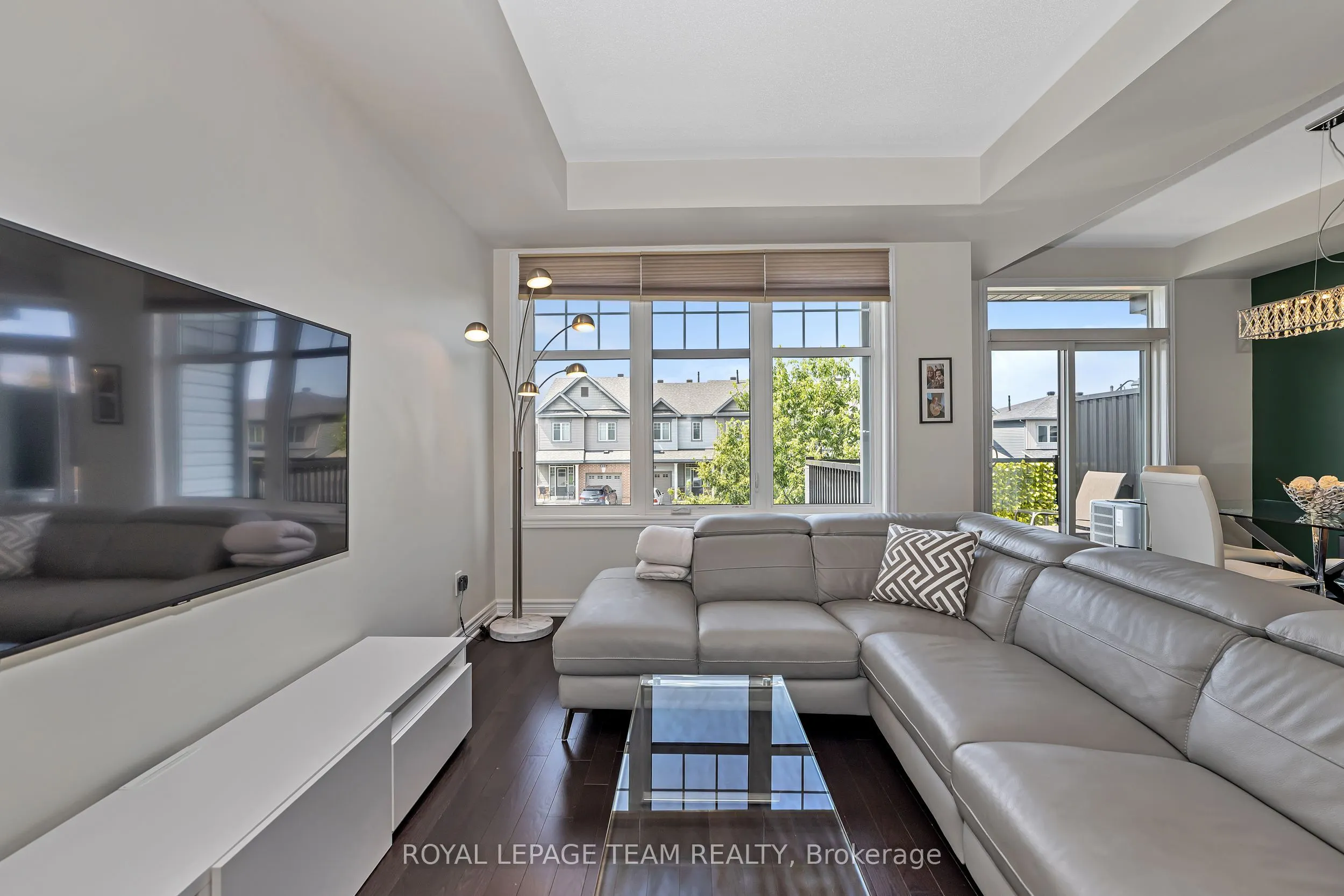 887 Kilbirnie Drive