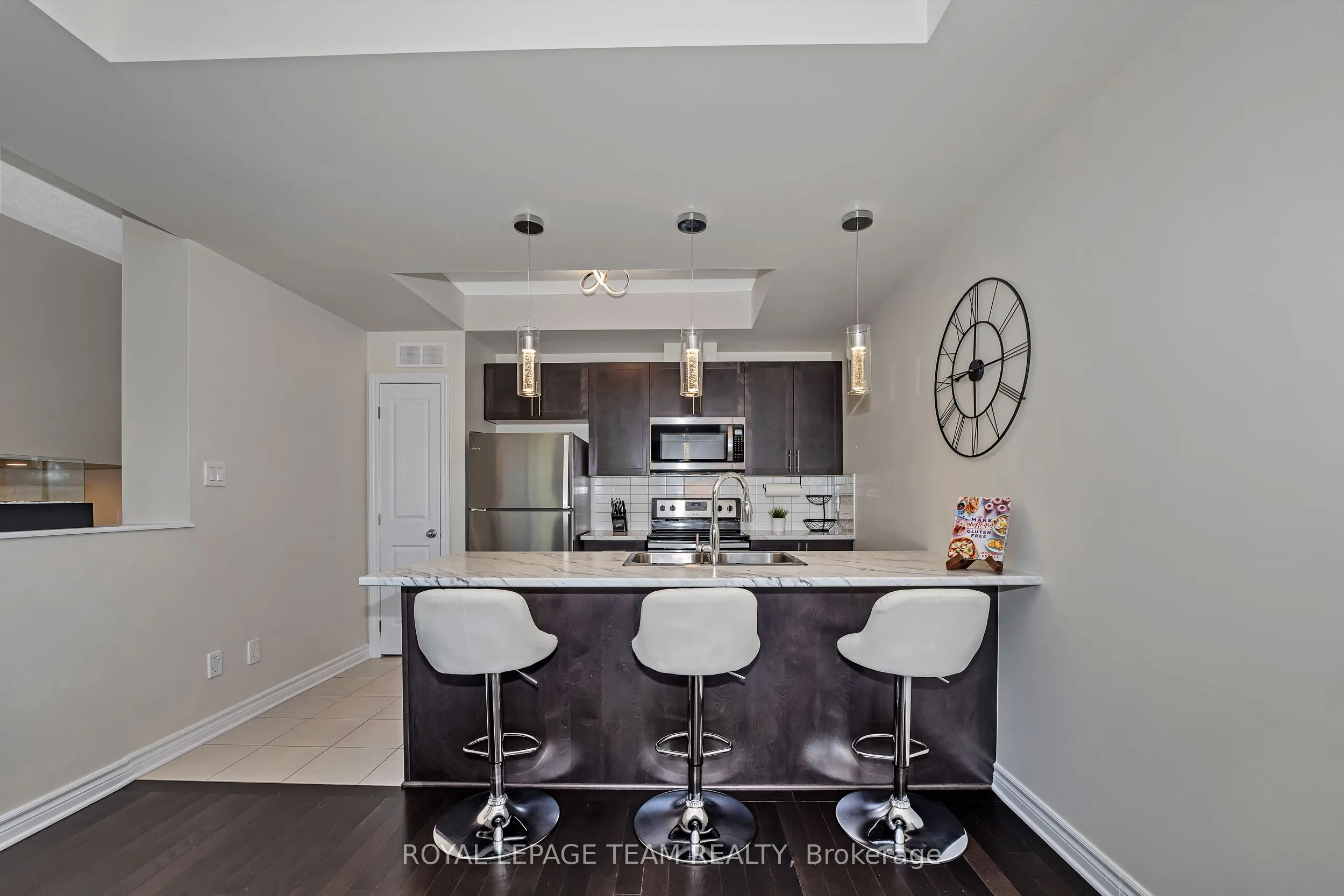 887 Kilbirnie Drive
