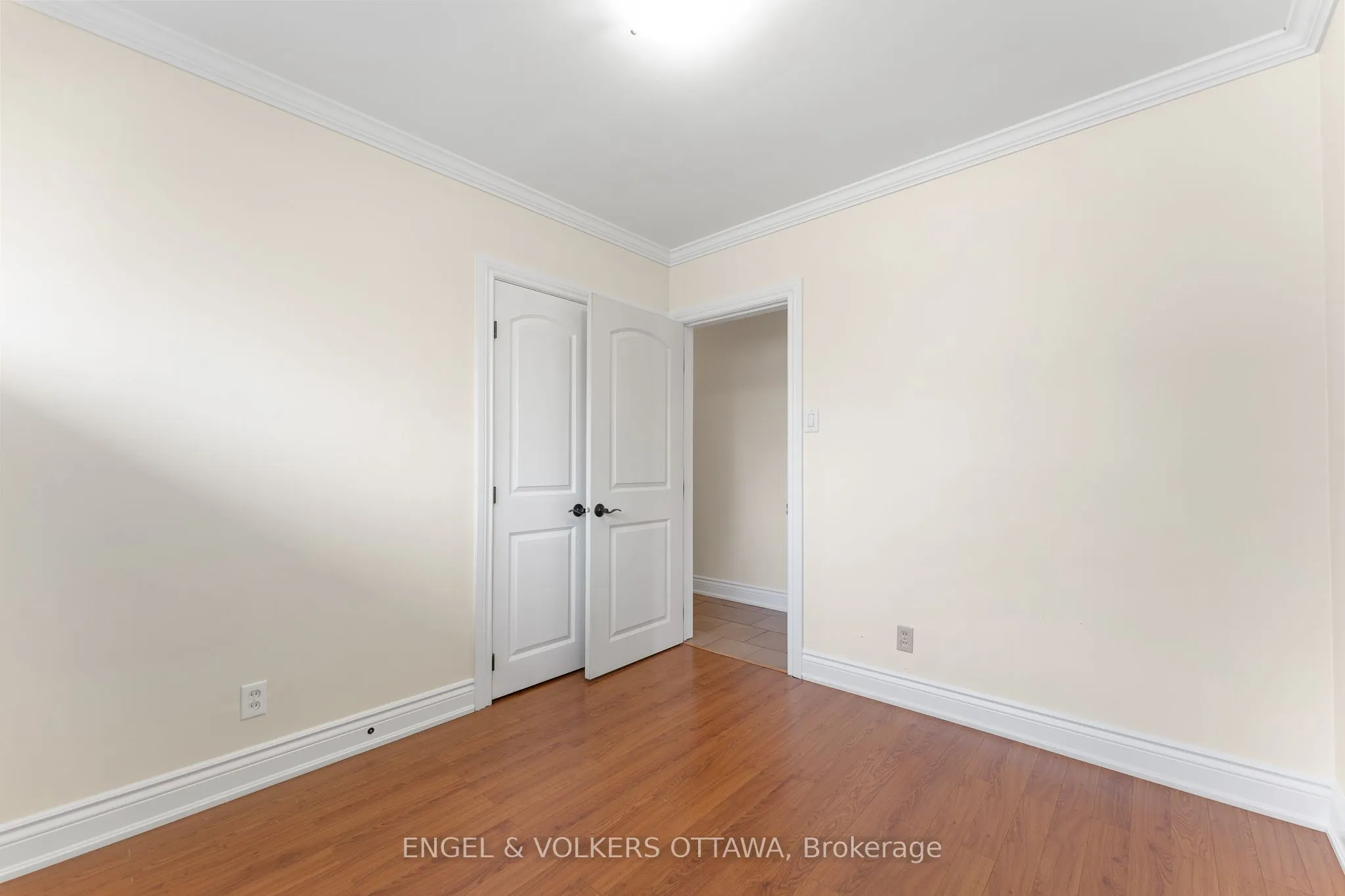 213 Royal Avenue