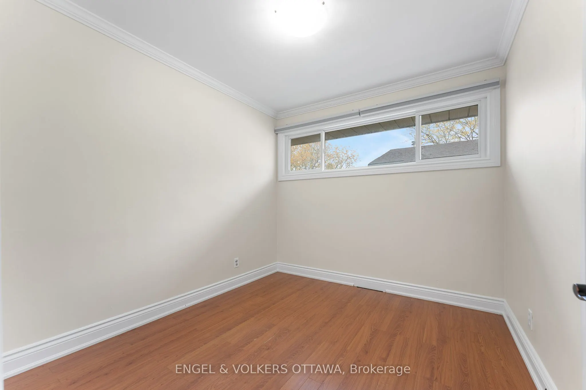 213 Royal Avenue
