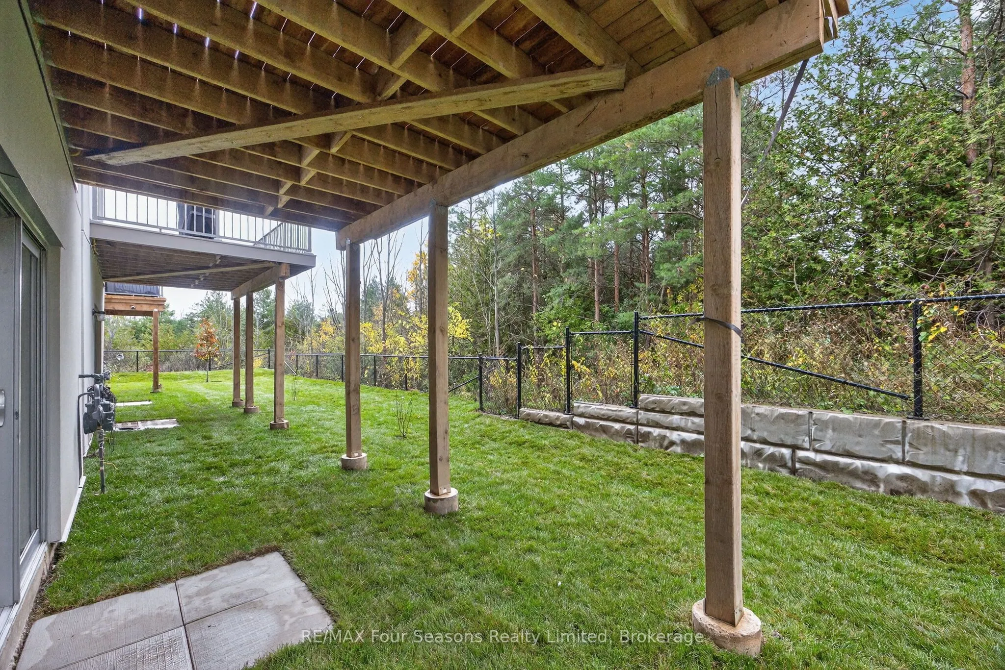 25 Waterview Lane