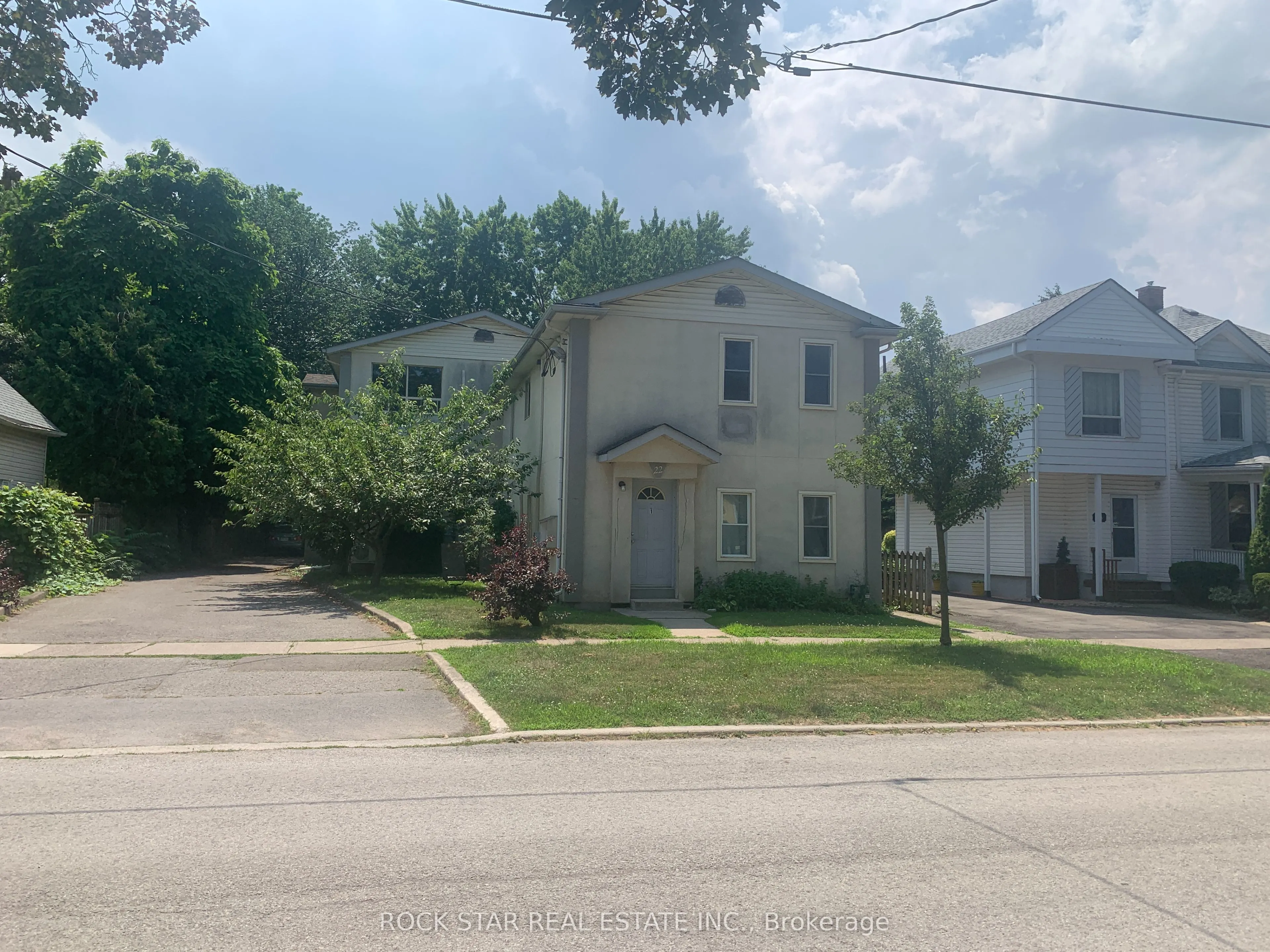 22 Dacotah Street, #1
