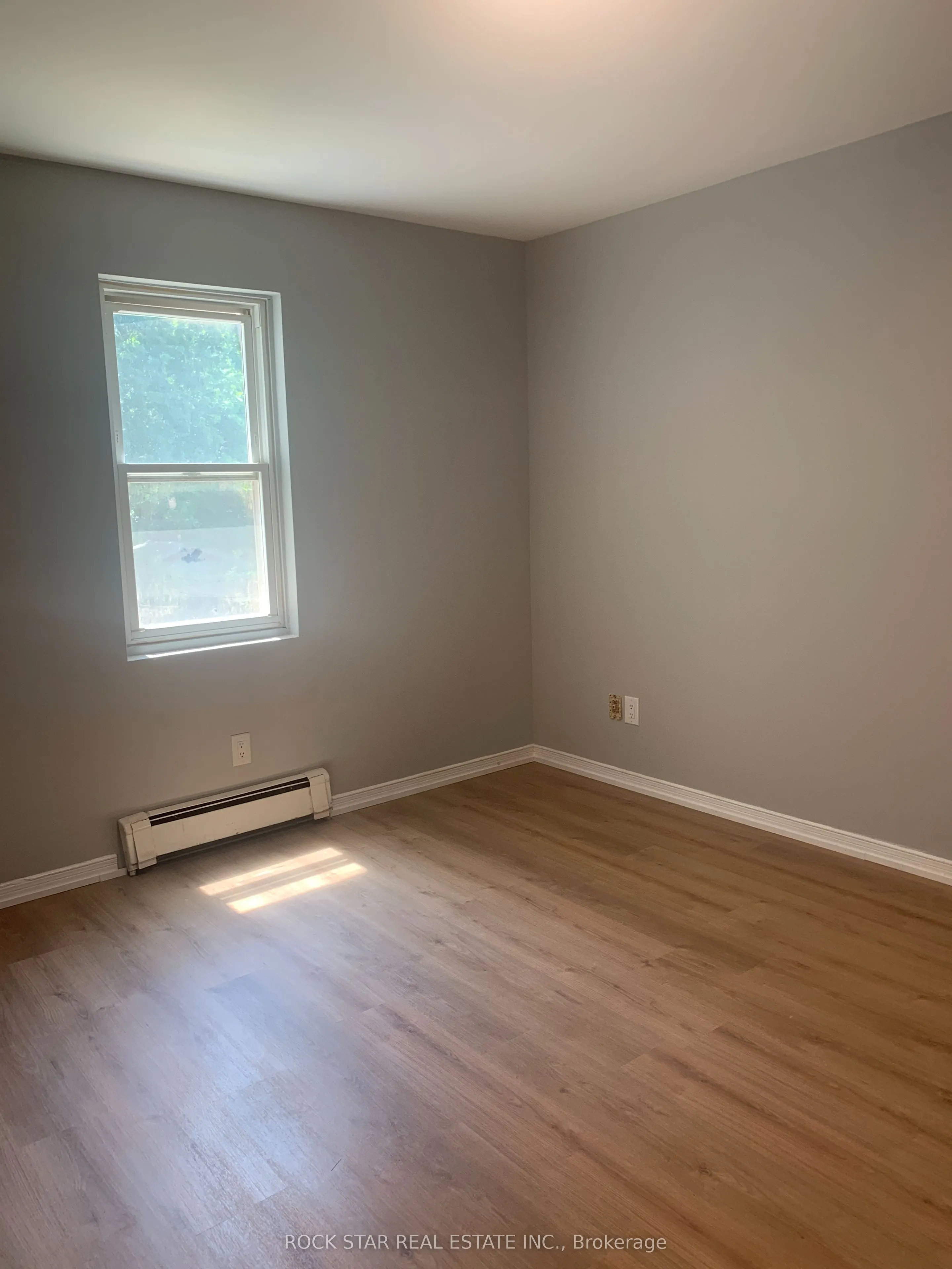 22 Dacotah Street, #1