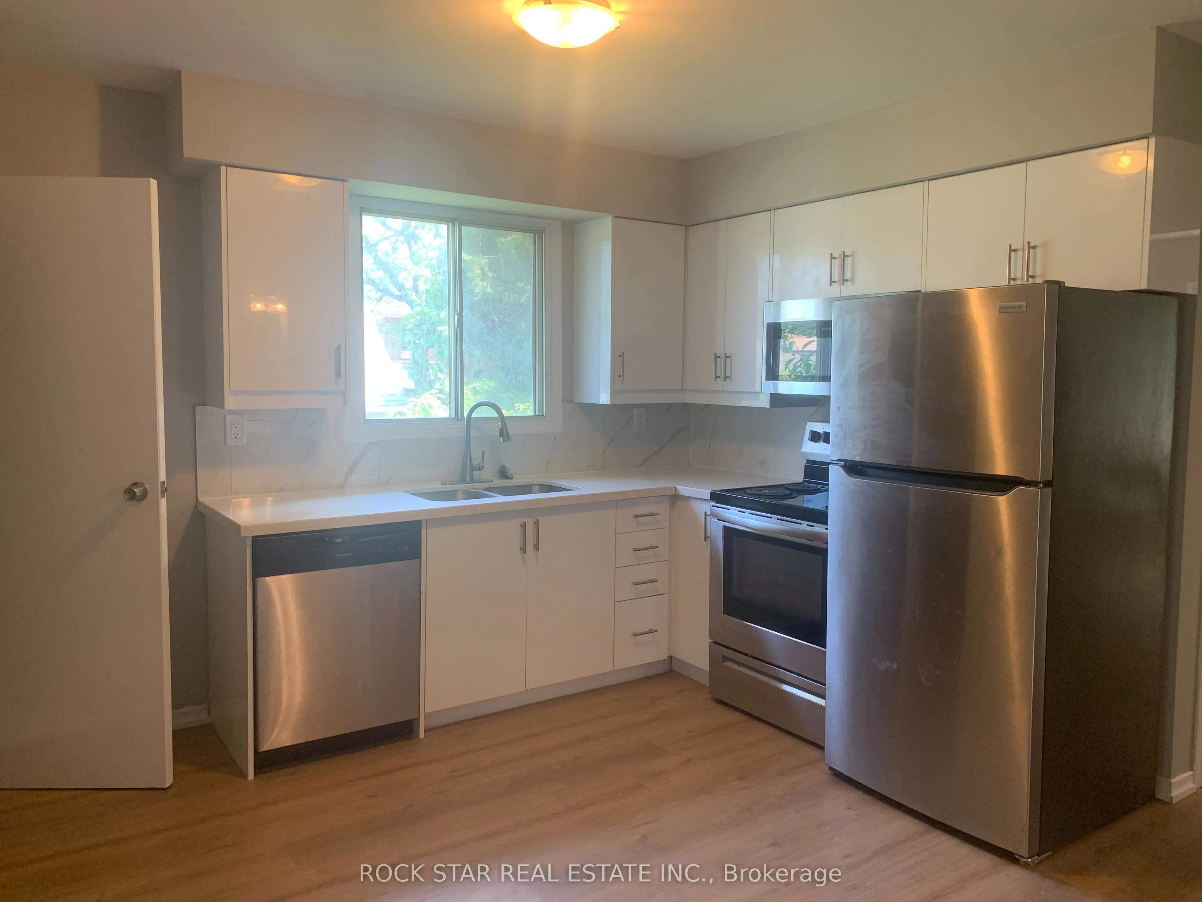22 Dacotah Street, #1