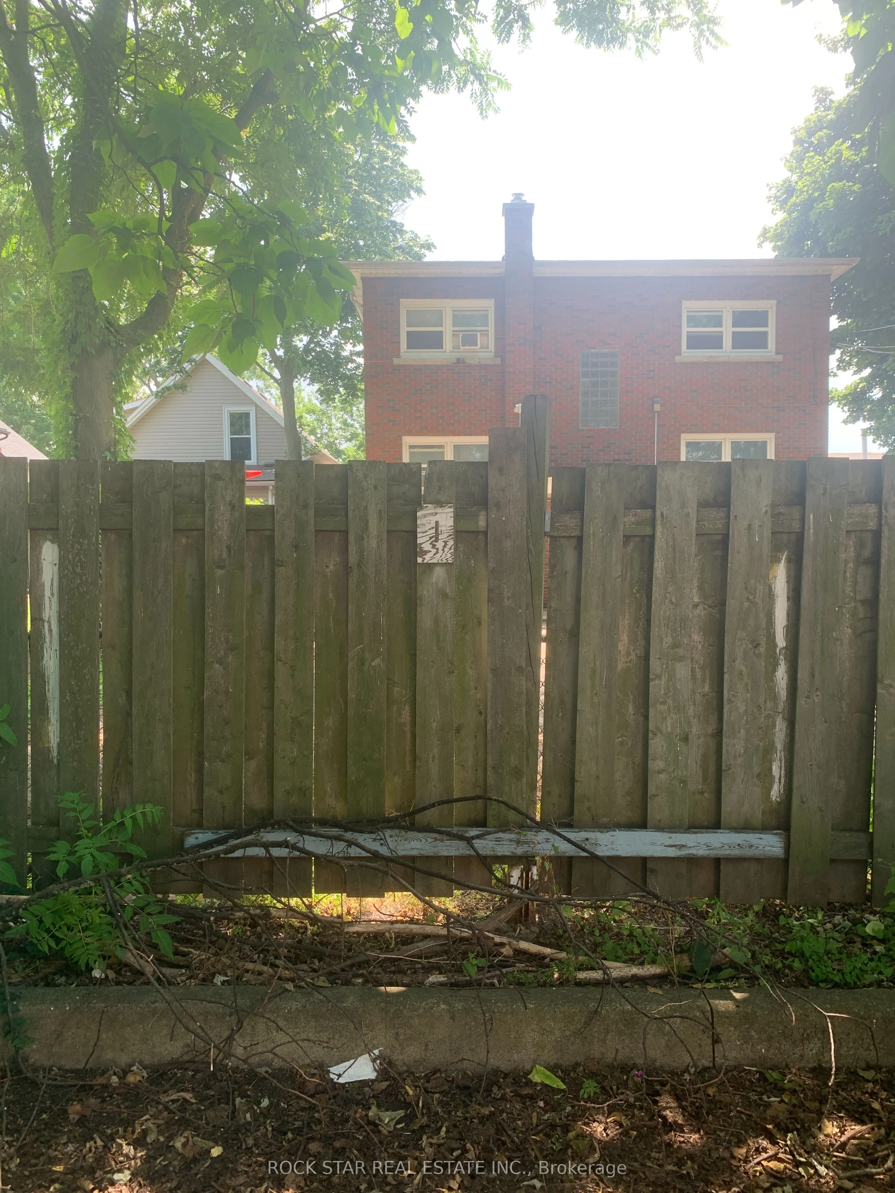 22 Dacotah Street, #1