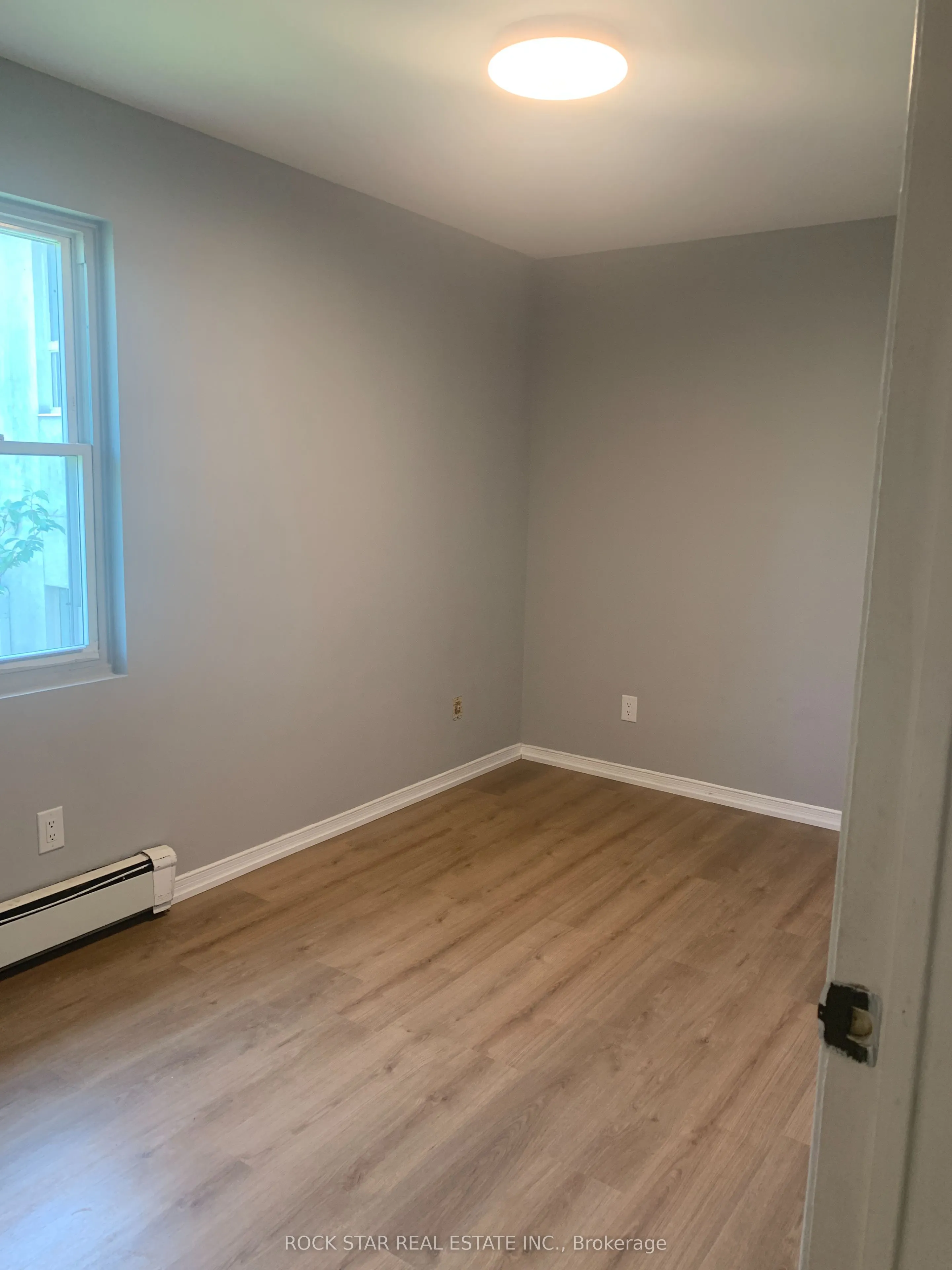 22 Dacotah Street, #1