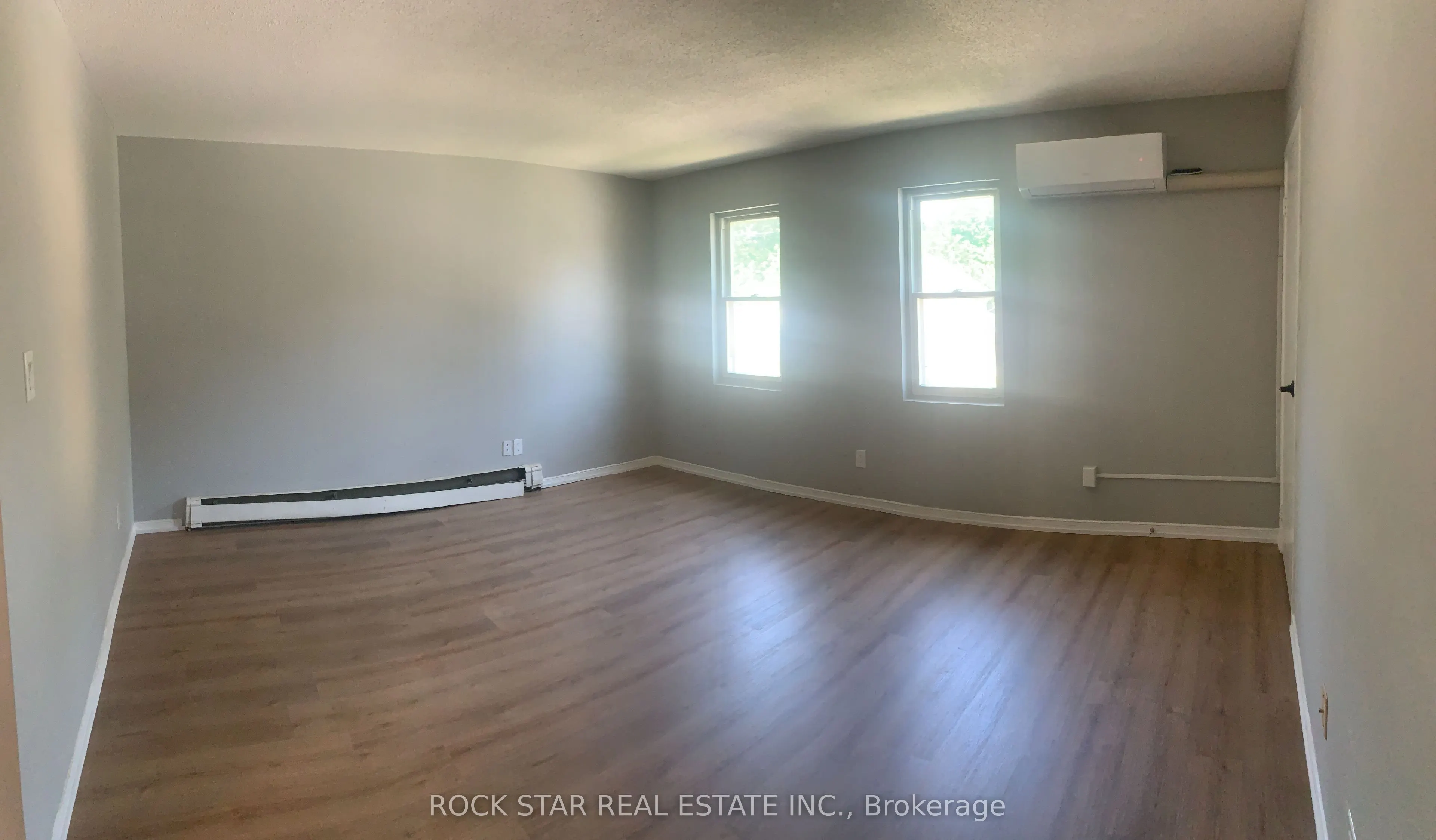 22 Dacotah Street, #1