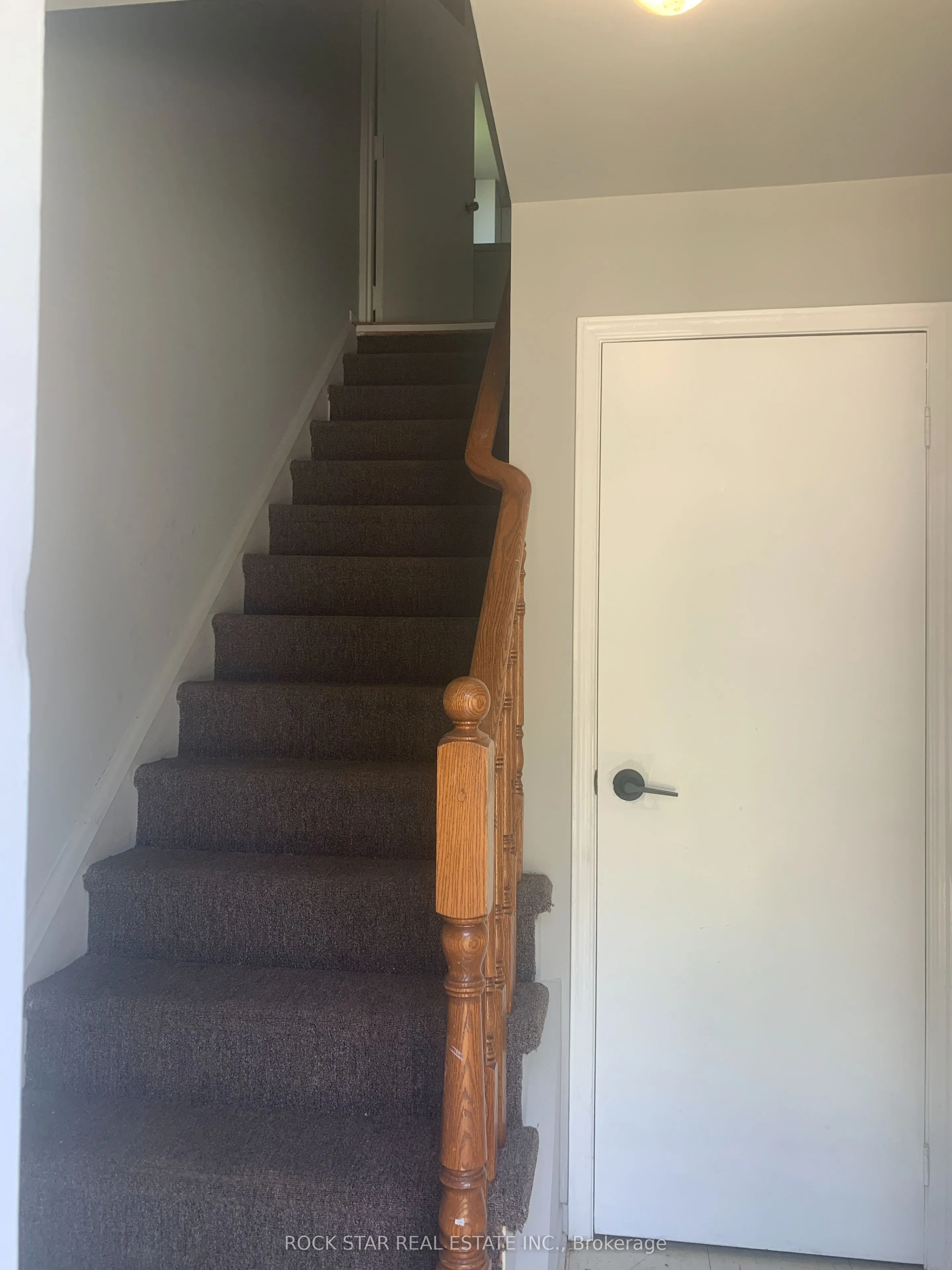 22 Dacotah Street, #1