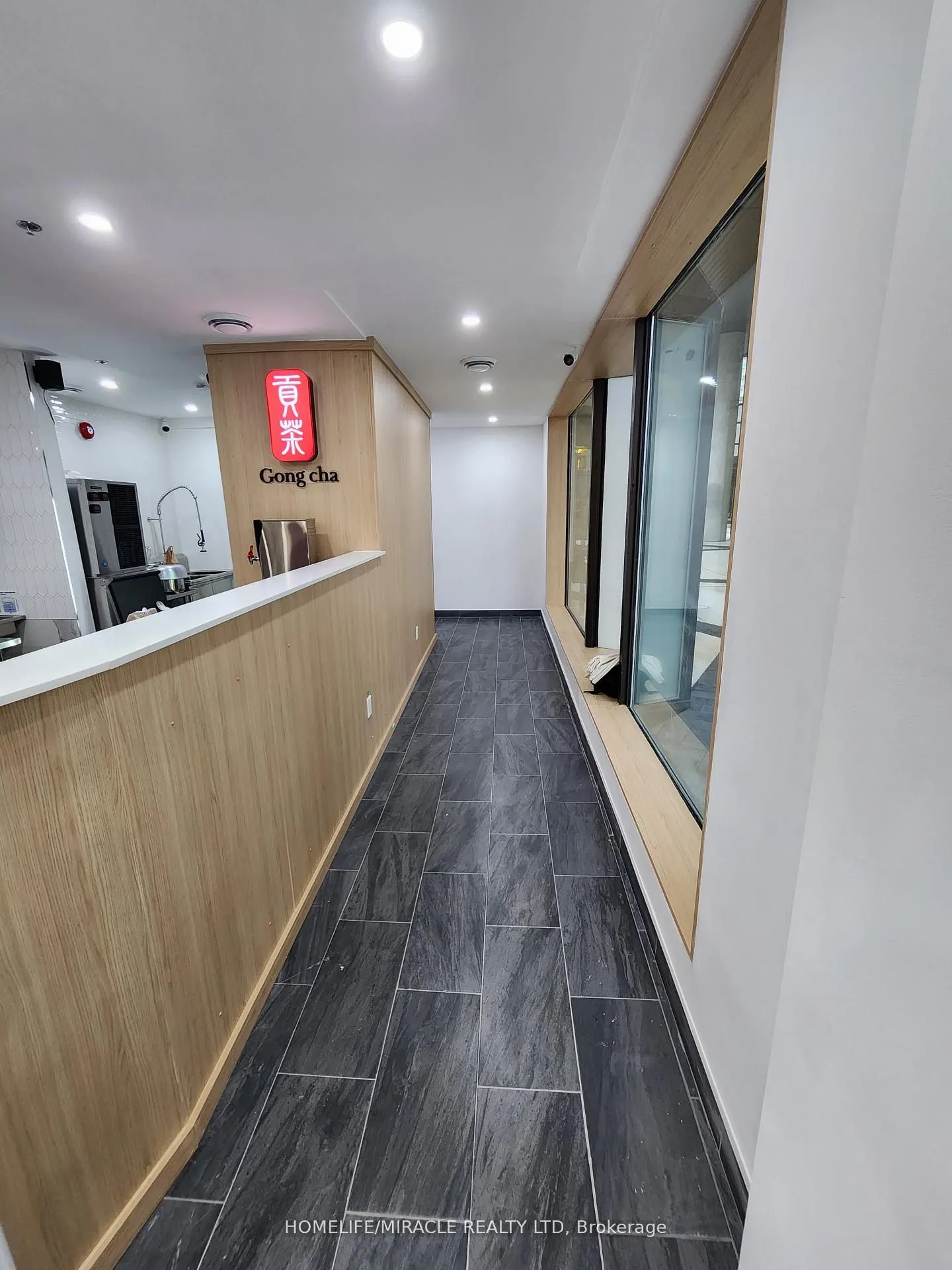 515 Richmond Street, #12