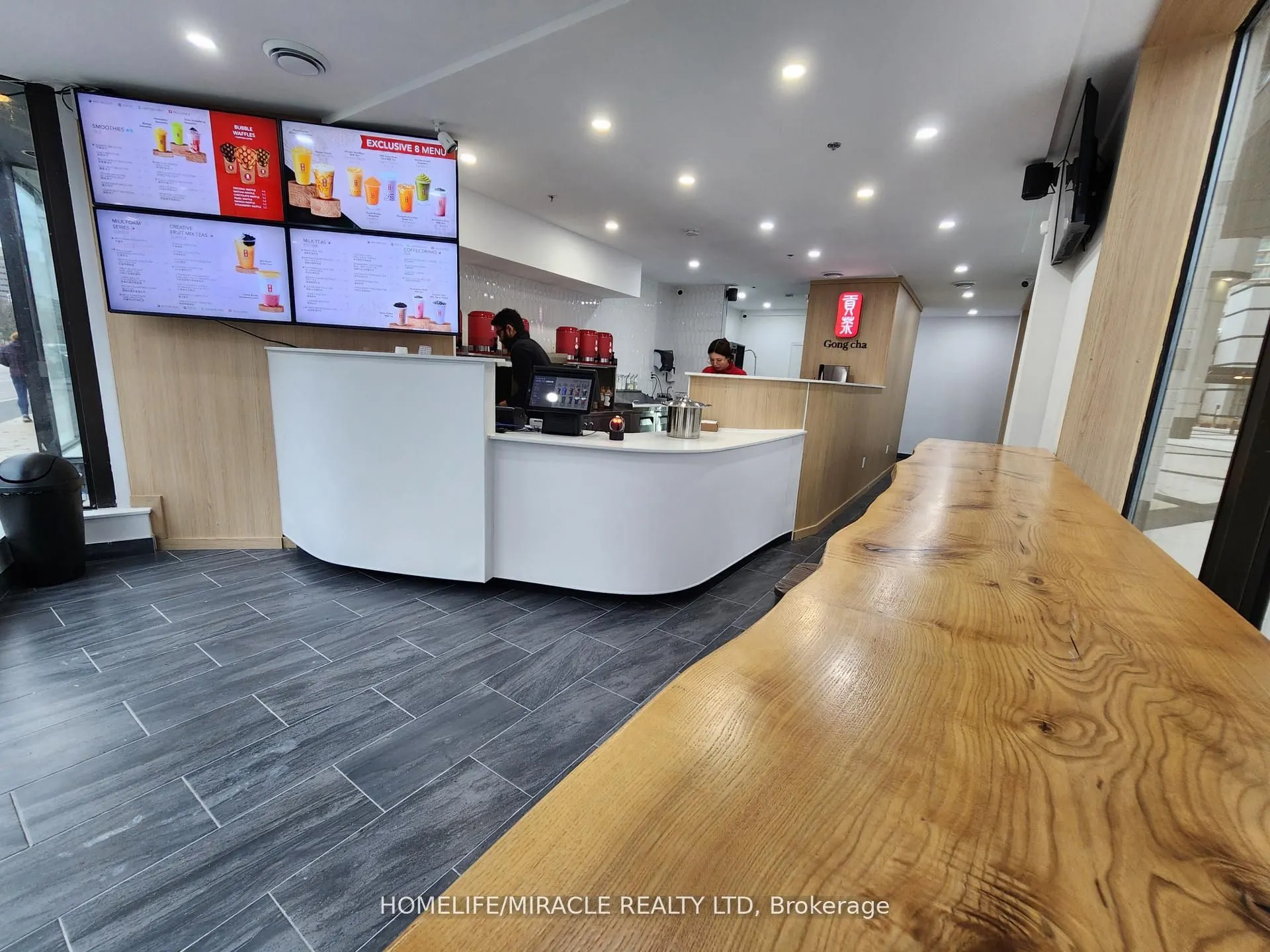 515 Richmond Street, #12