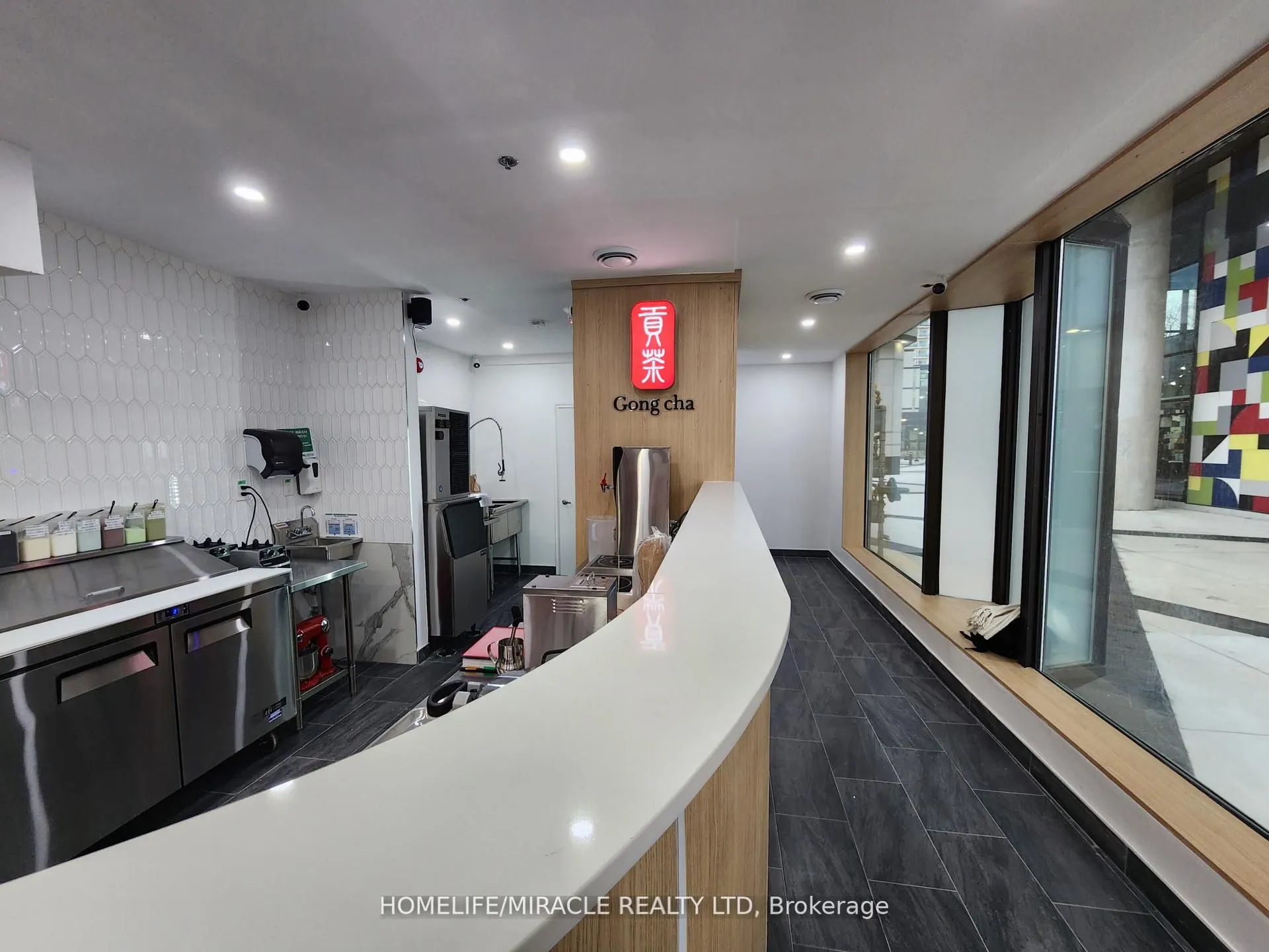 515 Richmond Street, #12