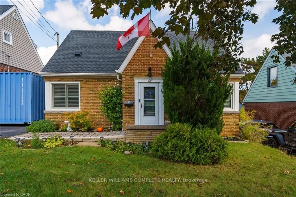 3 MONTROSE Avenue