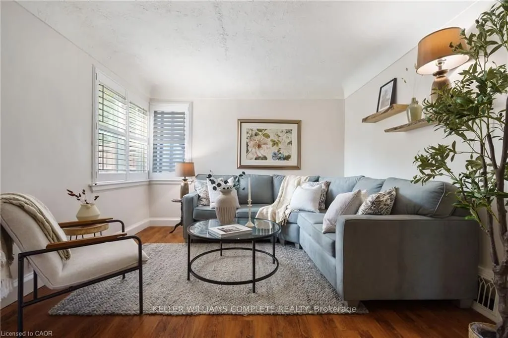 3 MONTROSE Avenue