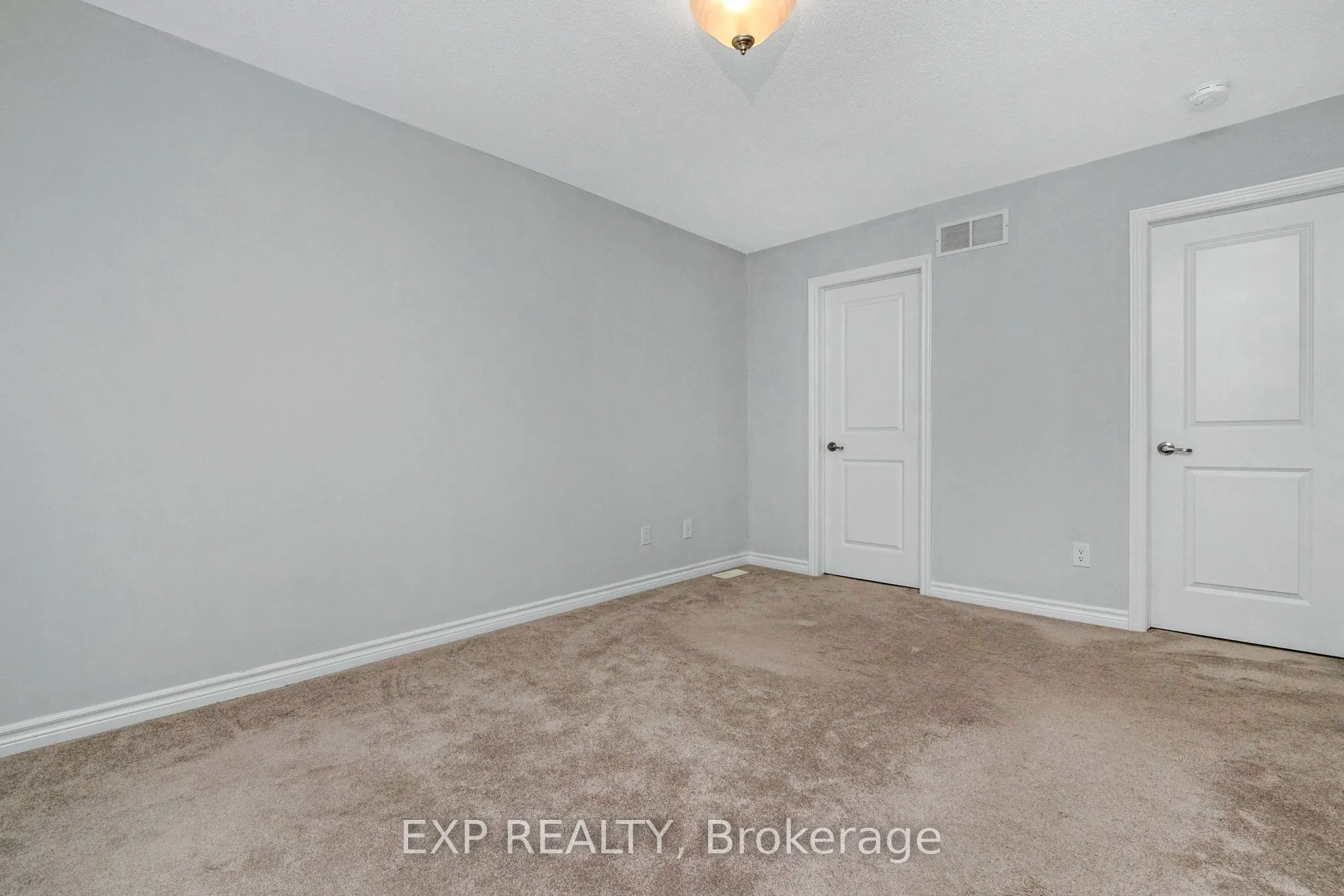 405 GERARDIA Lane