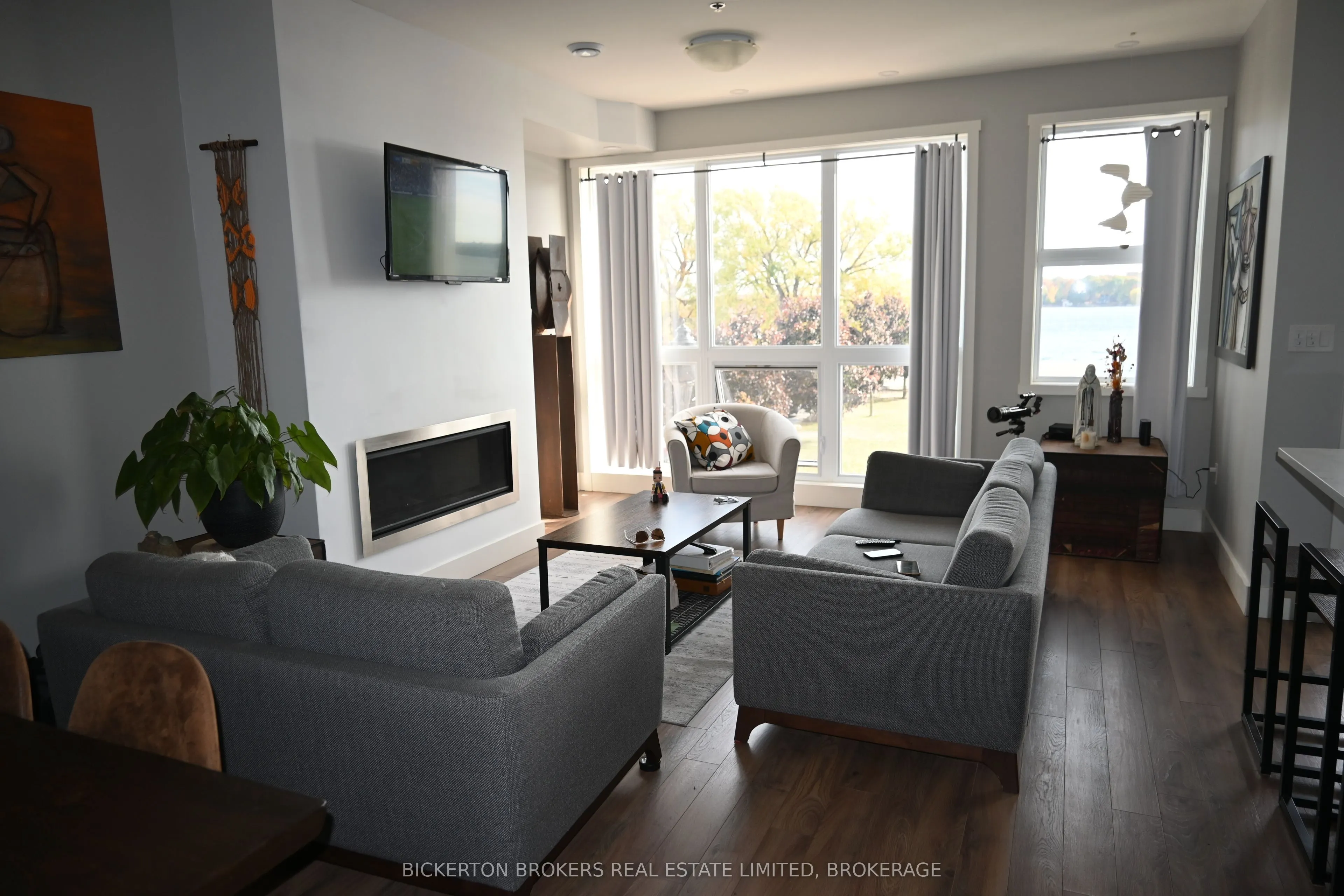 130 Water Street, #207