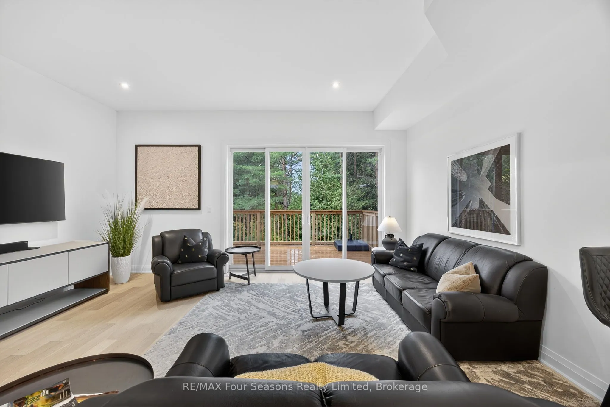 25 Waterview Lane