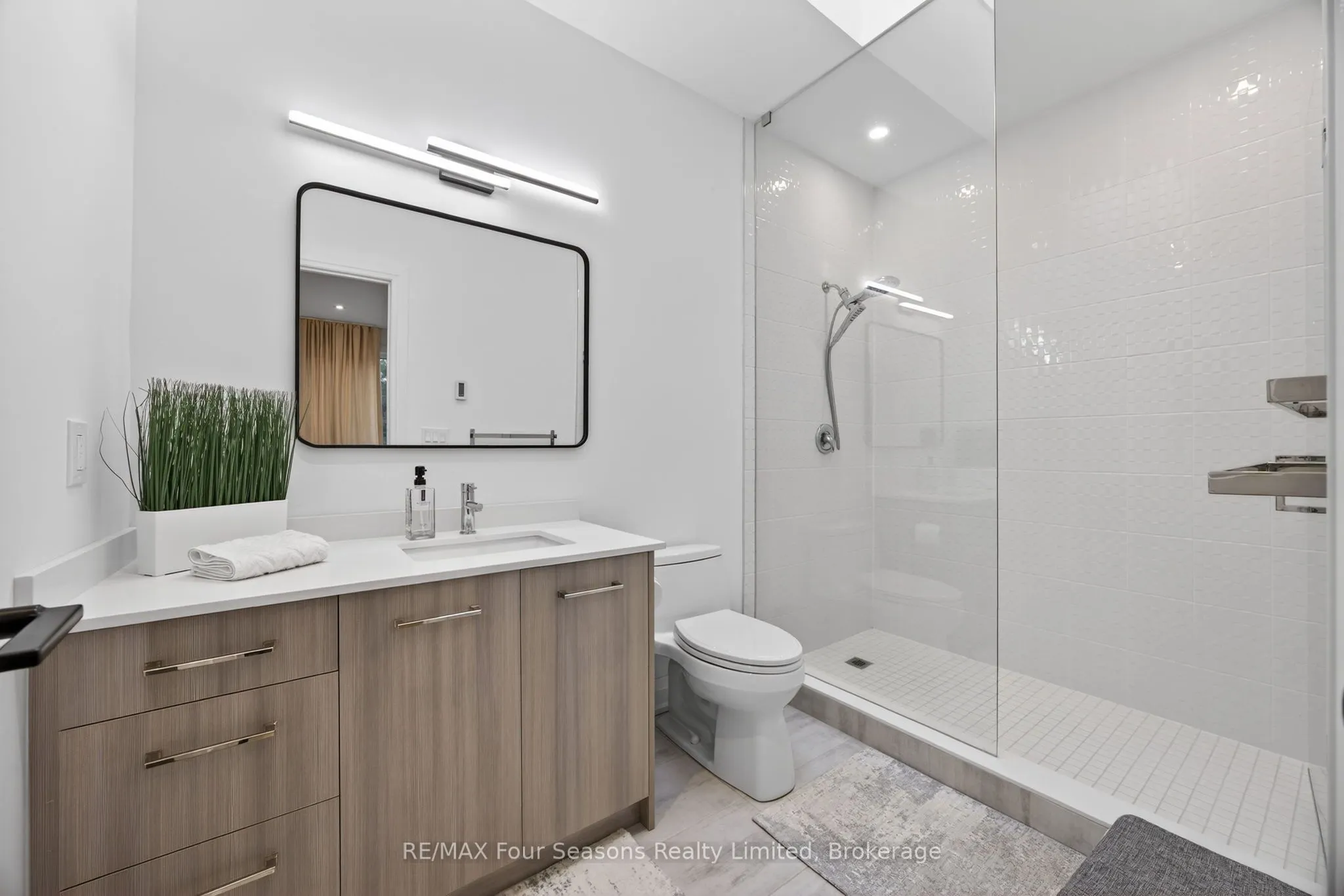 25 Waterview Lane