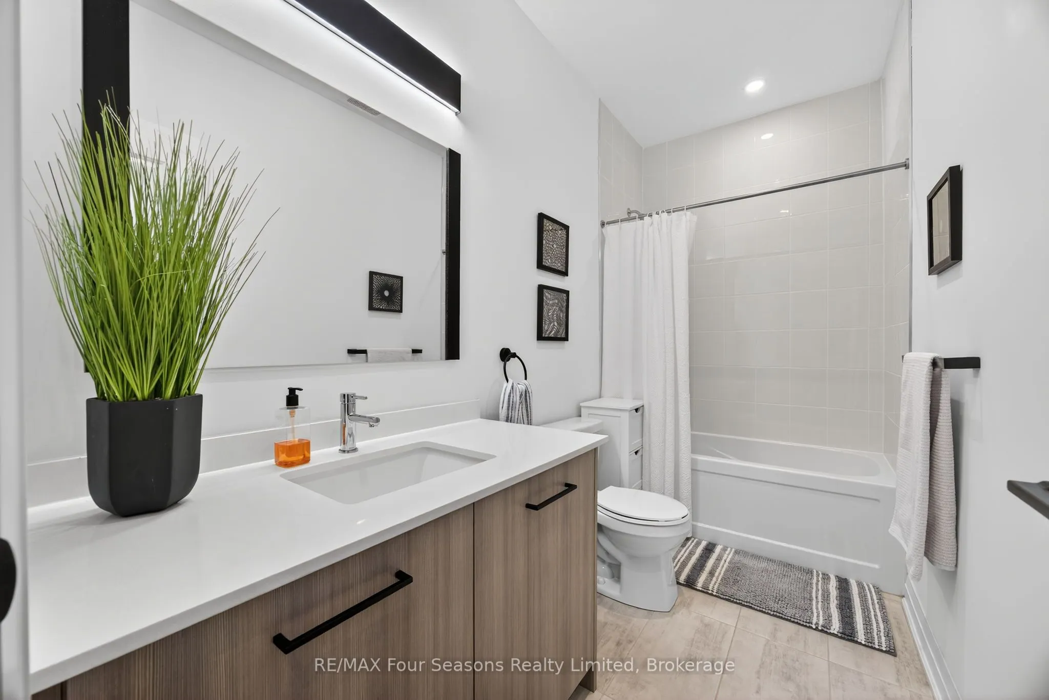 25 Waterview Lane