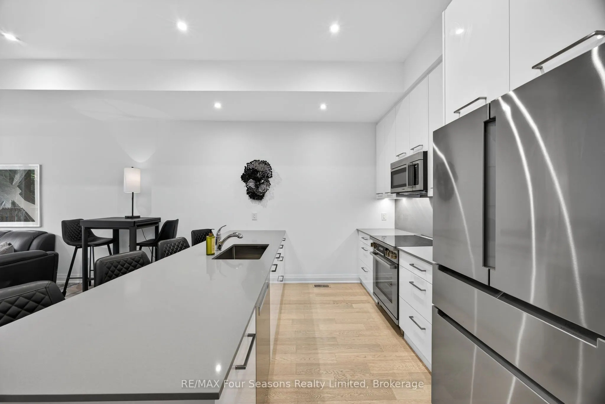 25 Waterview Lane
