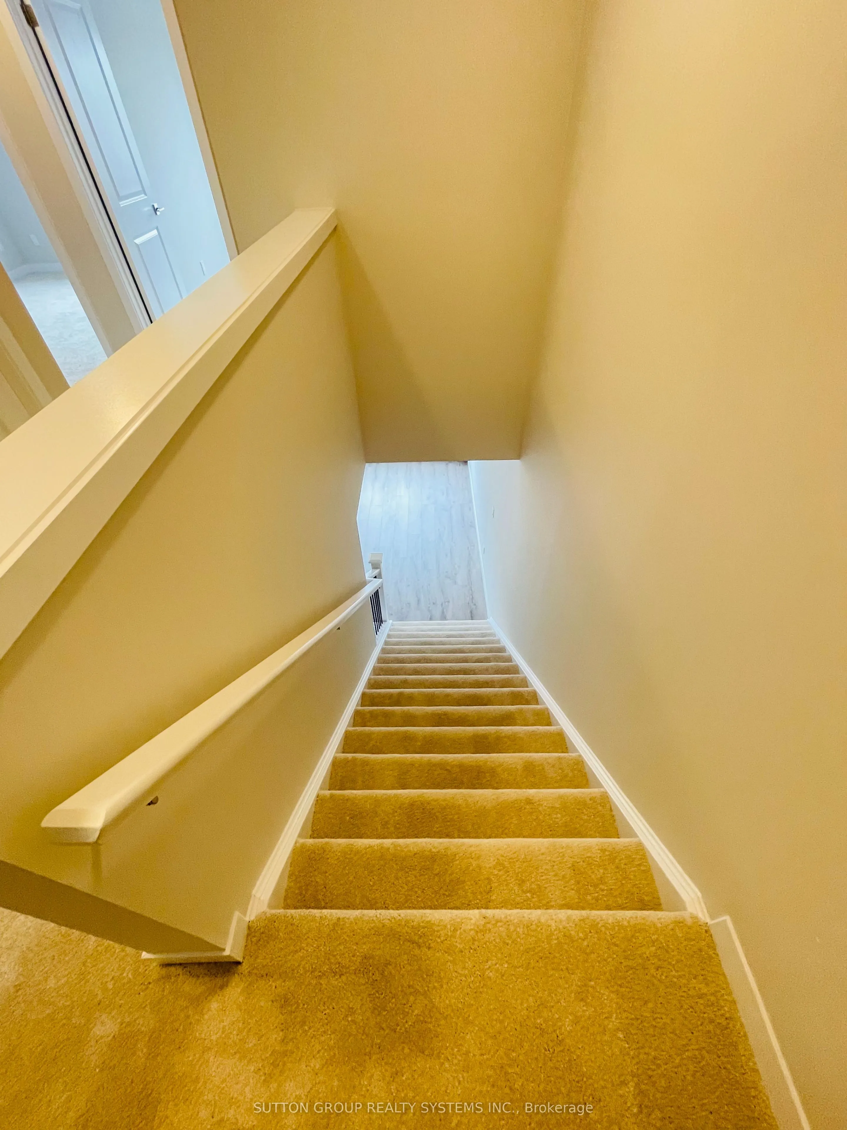 160 Stanley Street, #4