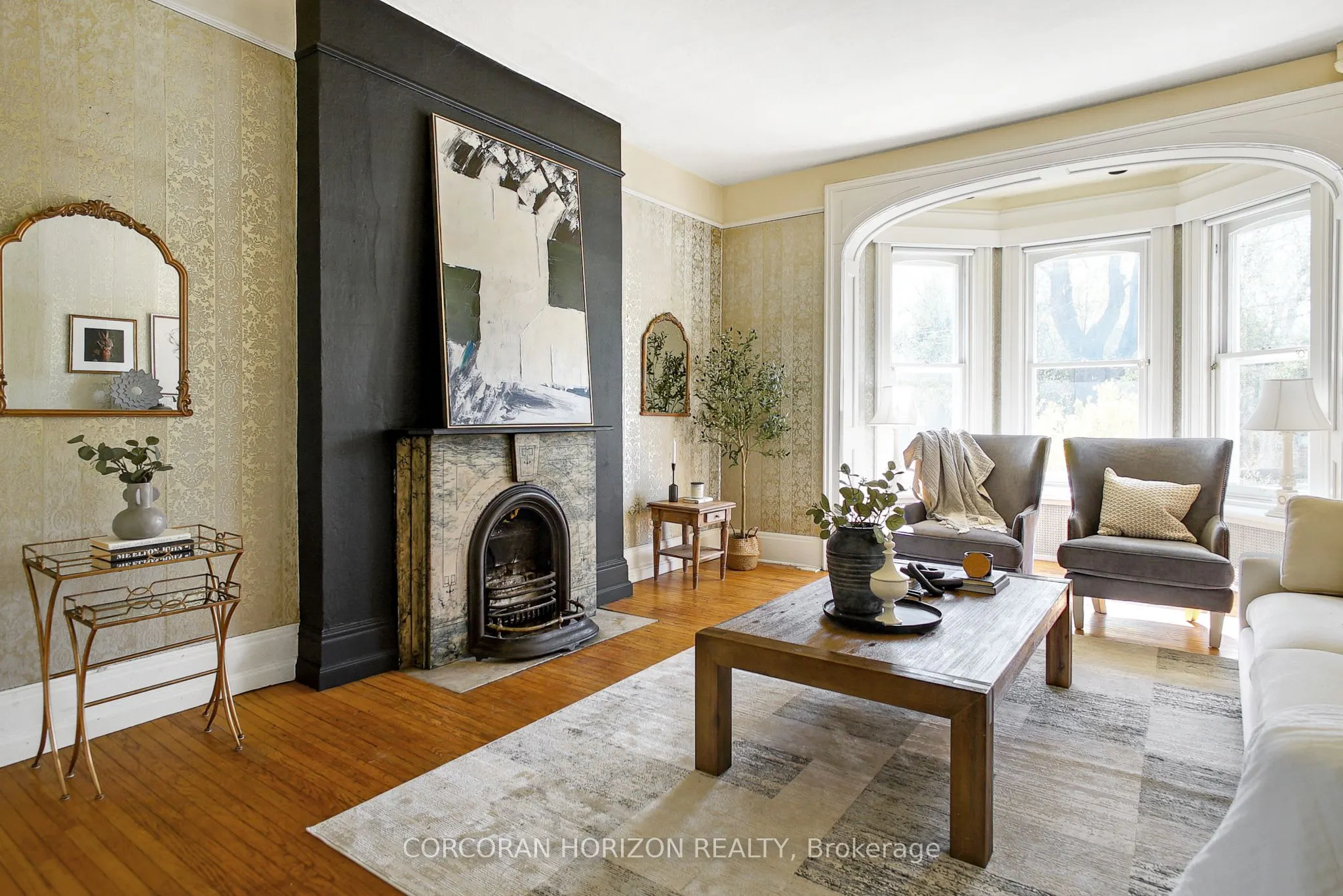 78 William Street W