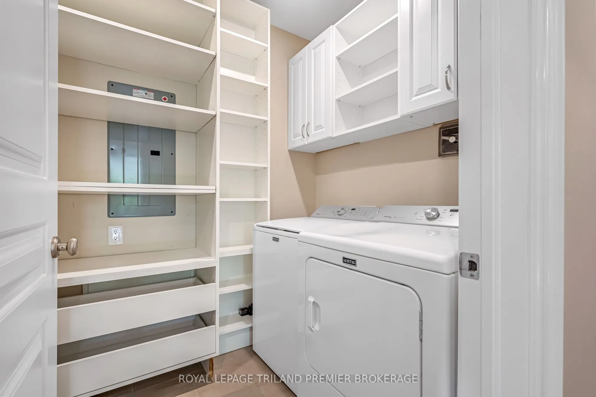122 Wortley Road, #202