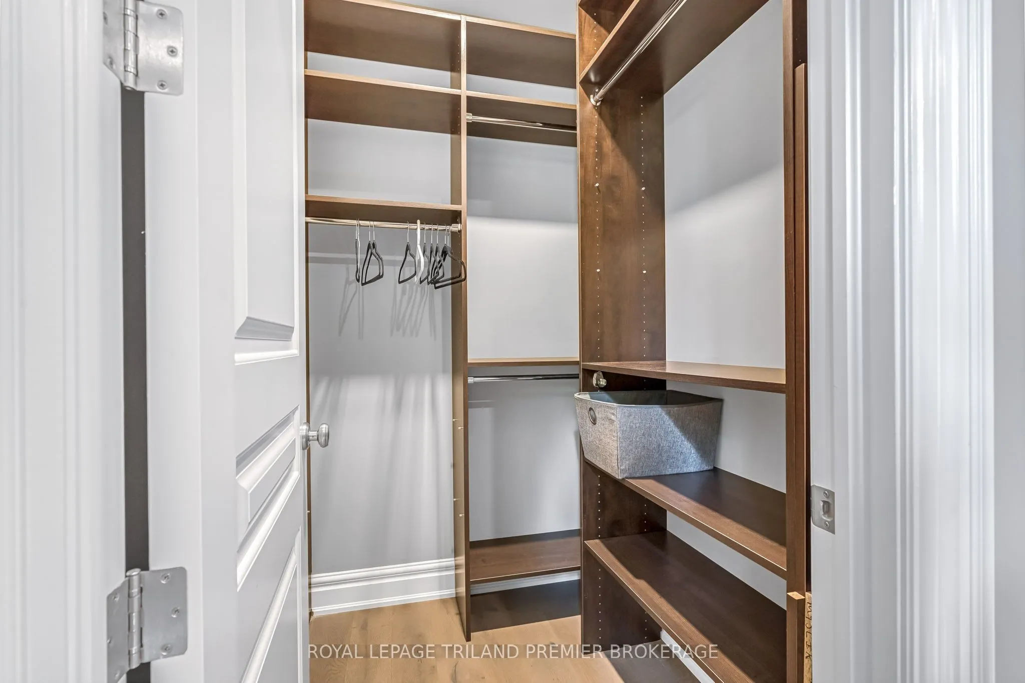 122 Wortley Road, #202