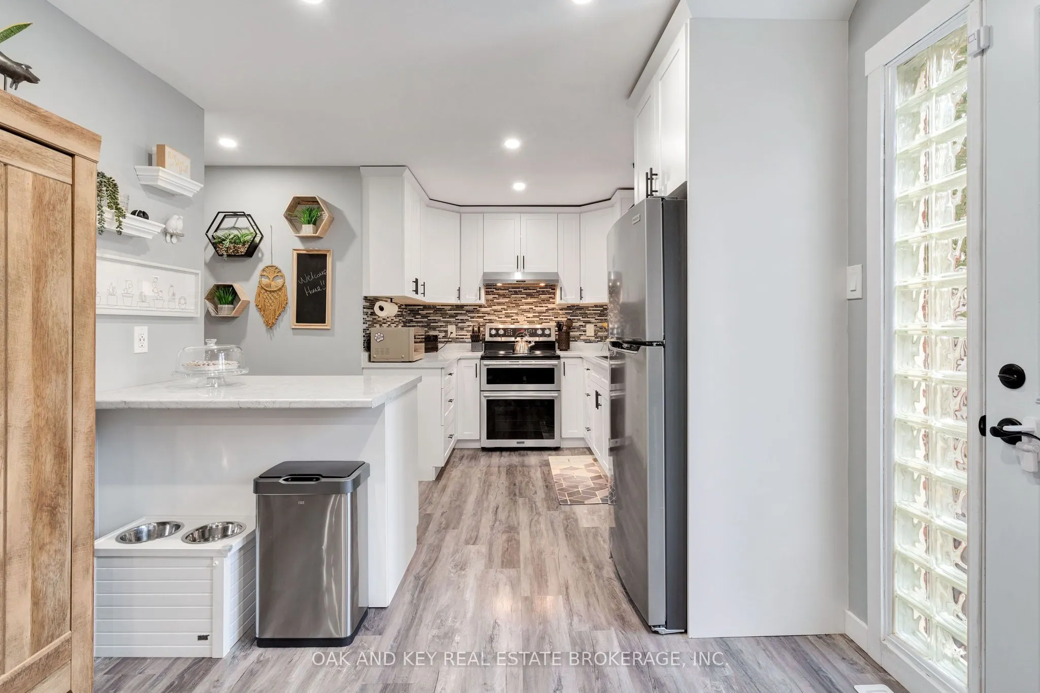 392 Homestead Court, #32