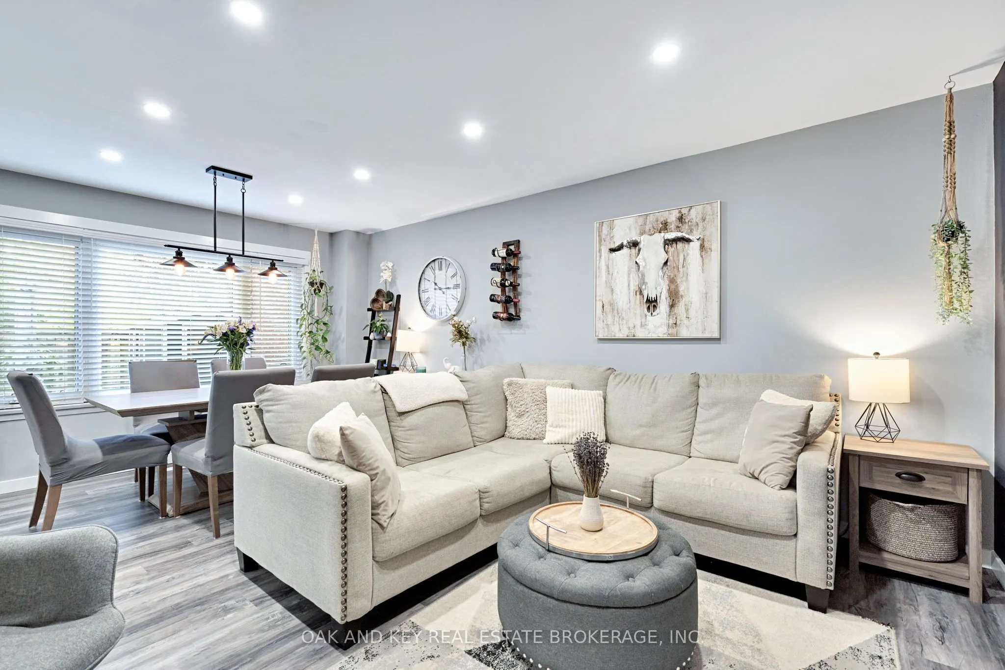 392 Homestead Court, #32