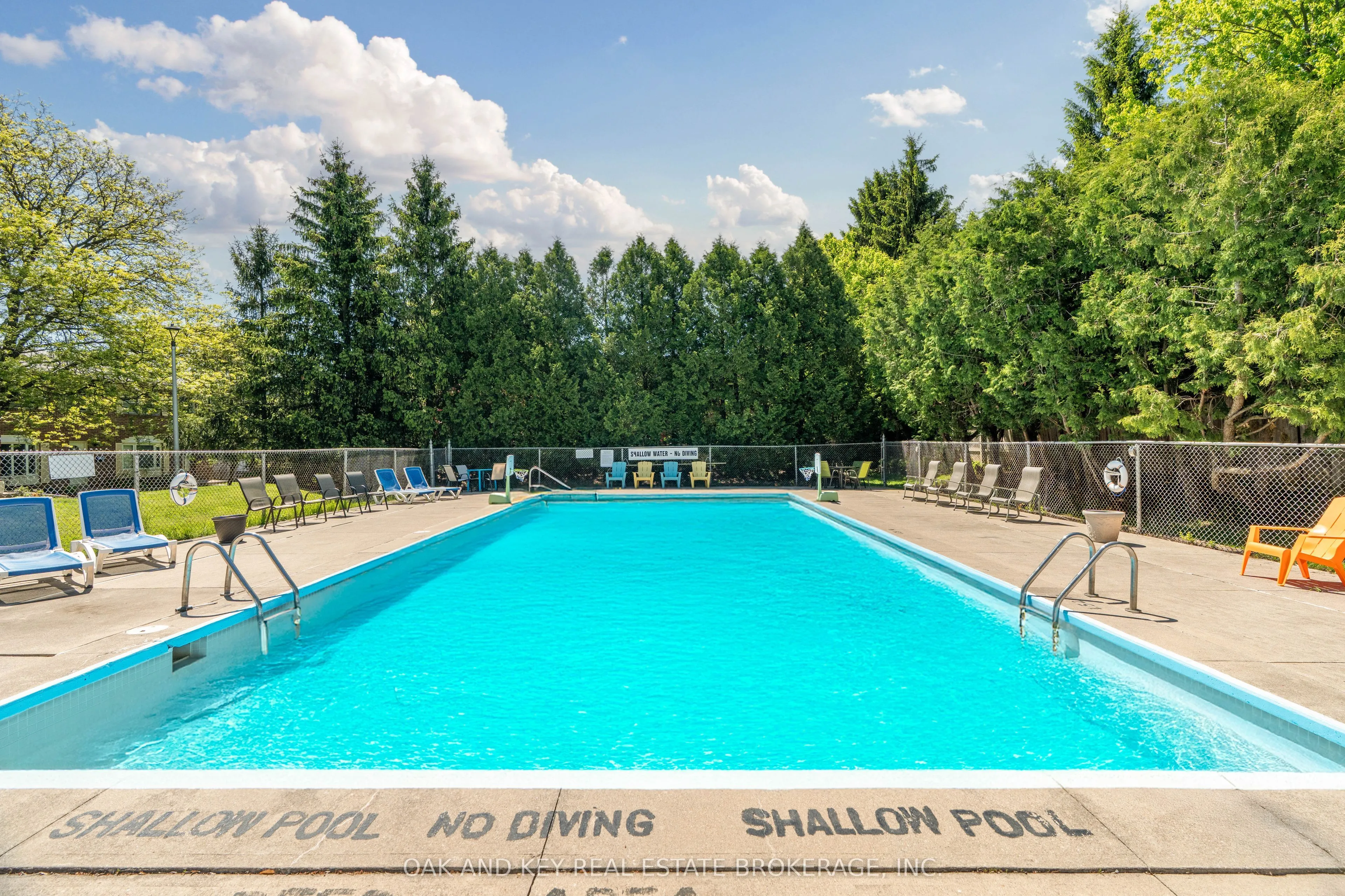 392 Homestead Court, #32