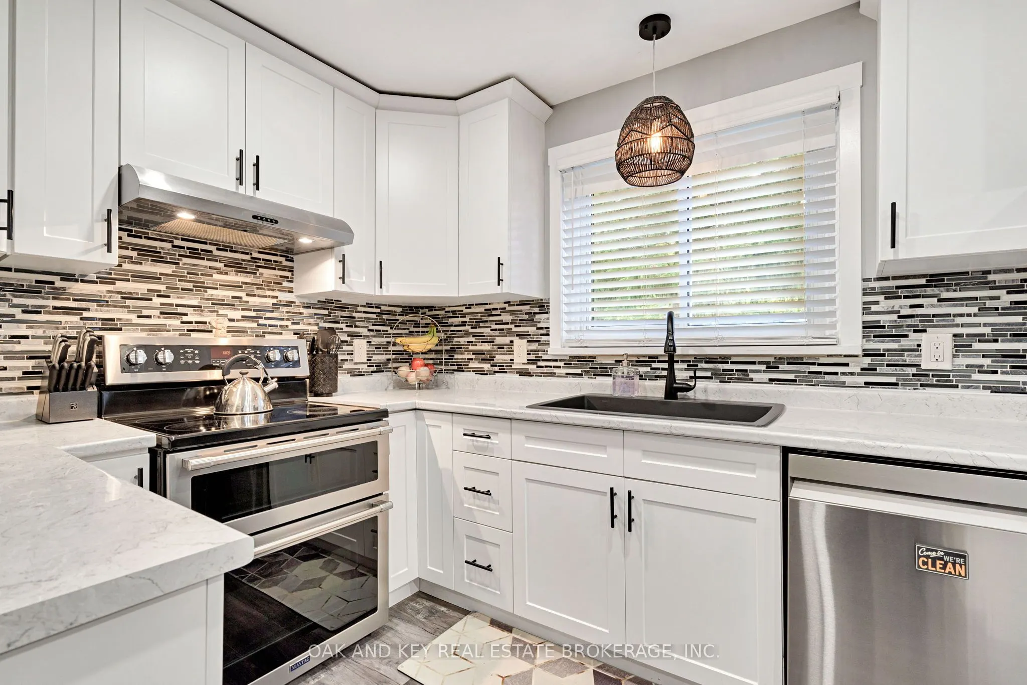 392 Homestead Court, #32