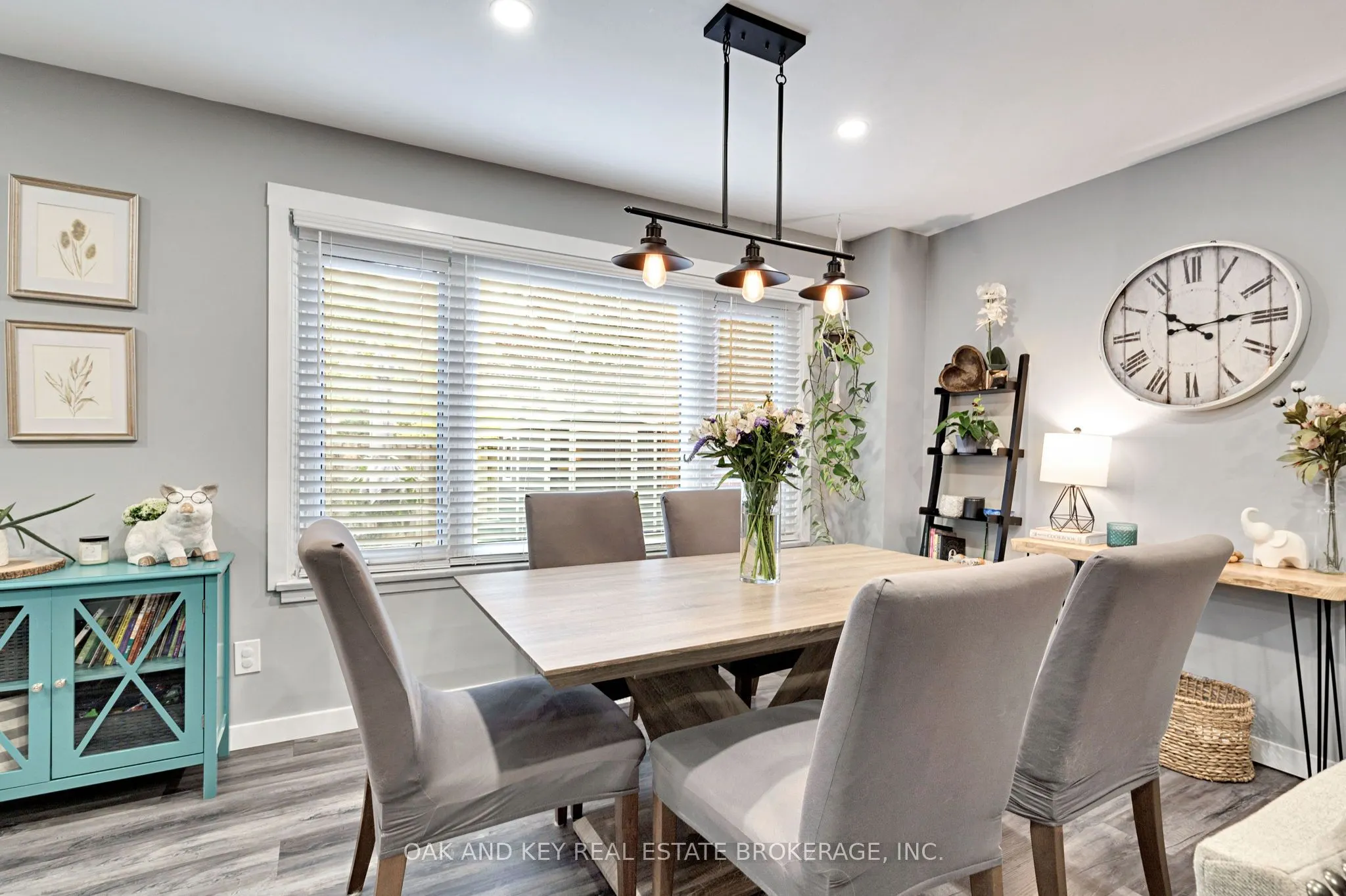 392 Homestead Court, #32