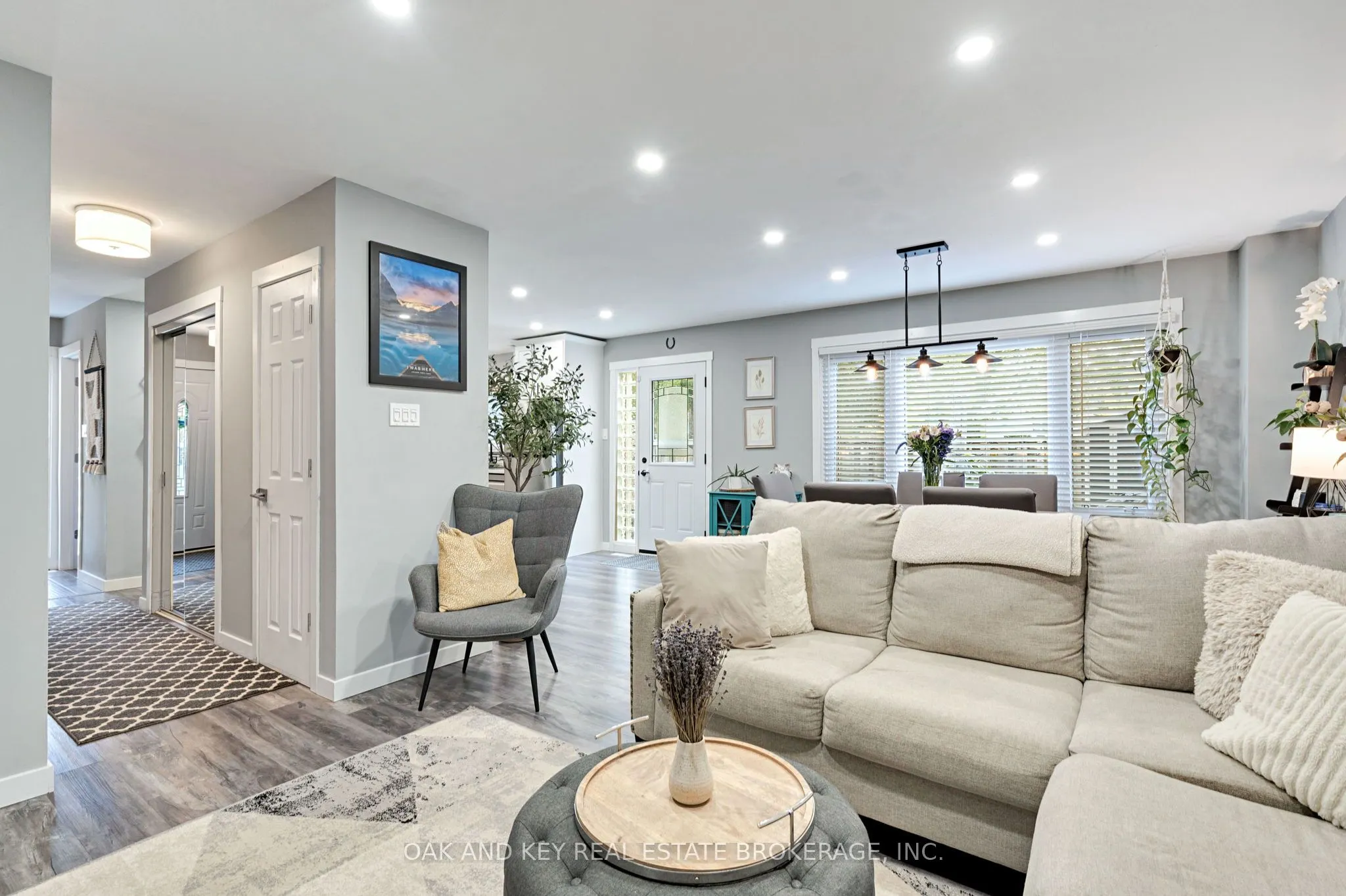 392 Homestead Court, #32