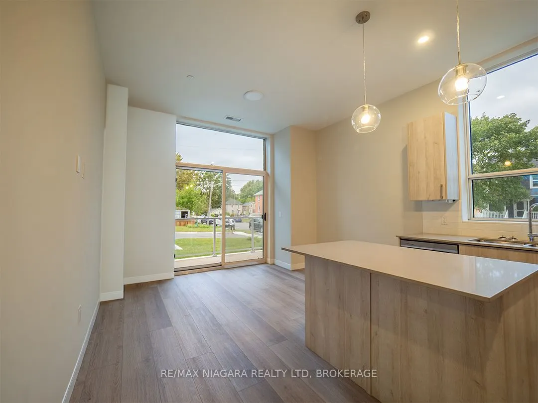 118 WEST Street, #101