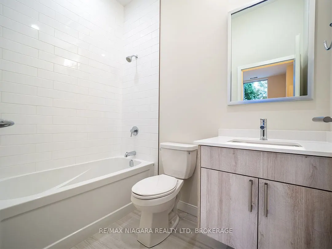 118 WEST Street, #101