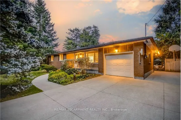 420 Concession 8 Road E