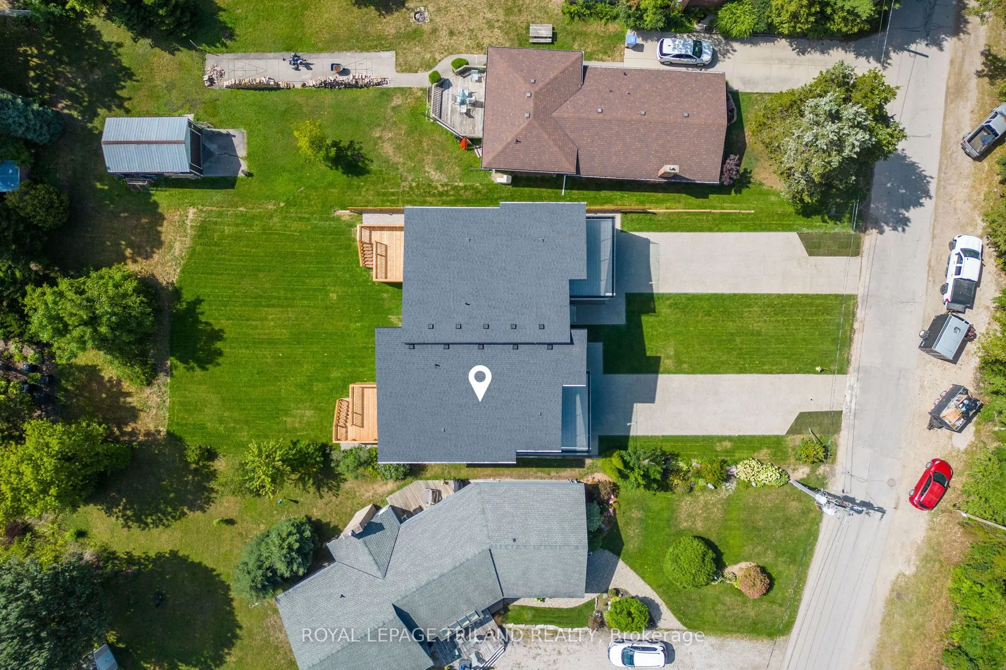 32 Alberta Street