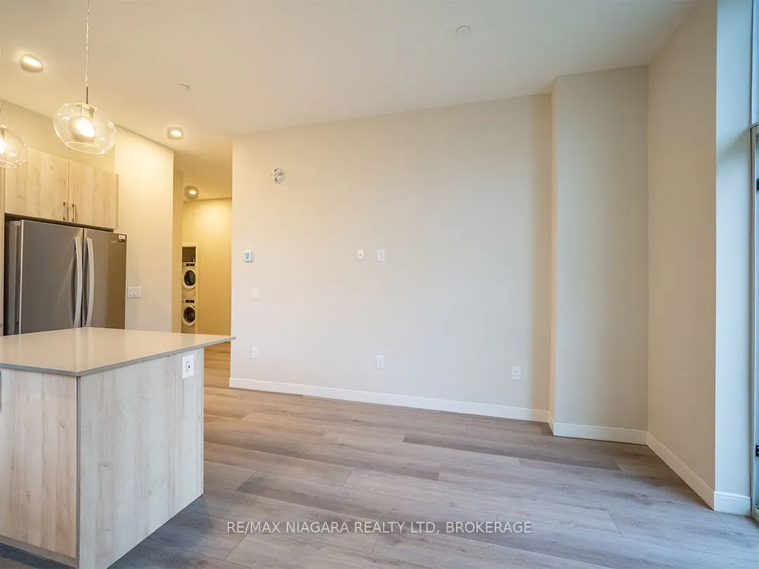 118 WEST Street, #101