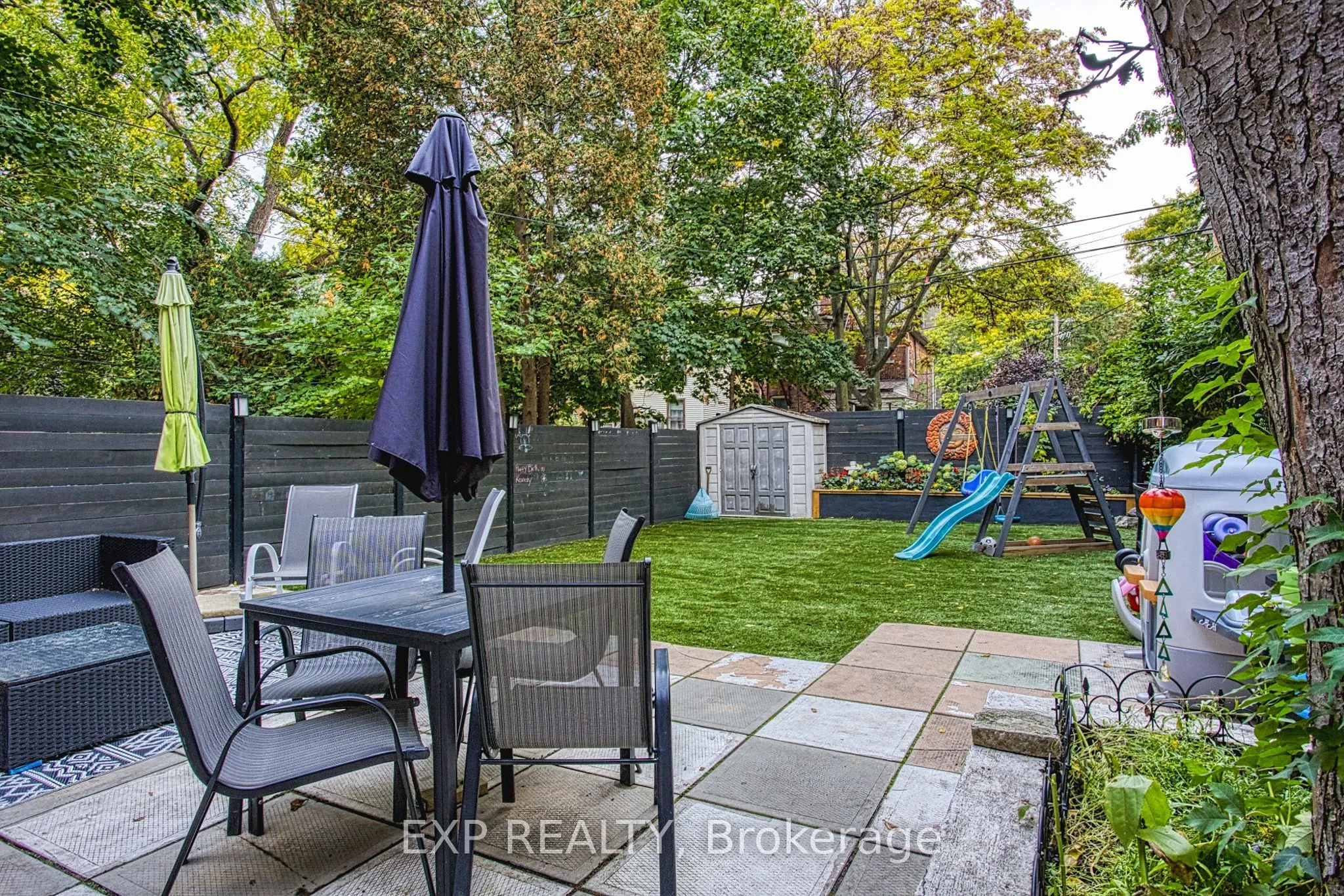 176 Emerald Street S