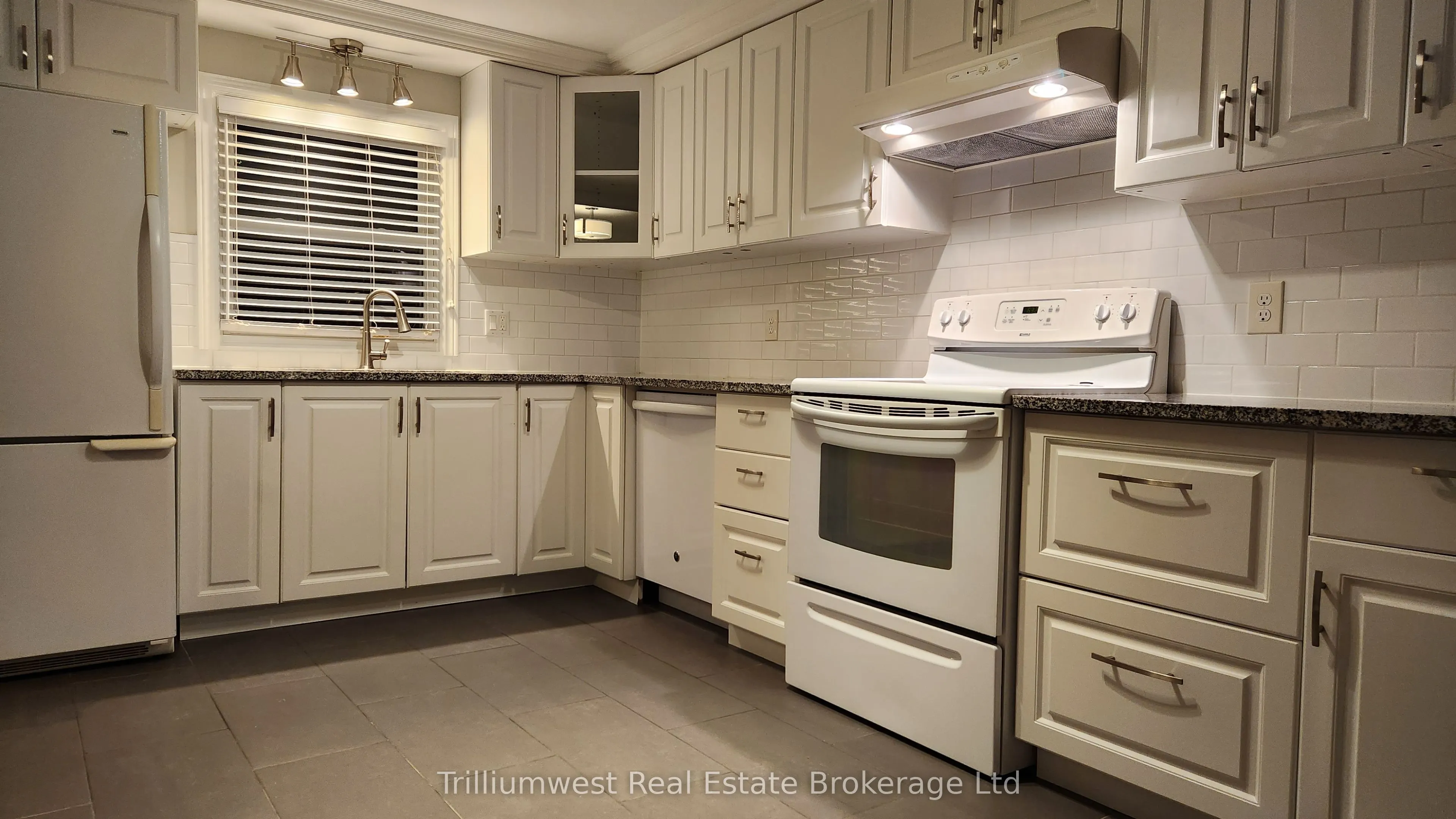 126 Freshmeadow Way, #A