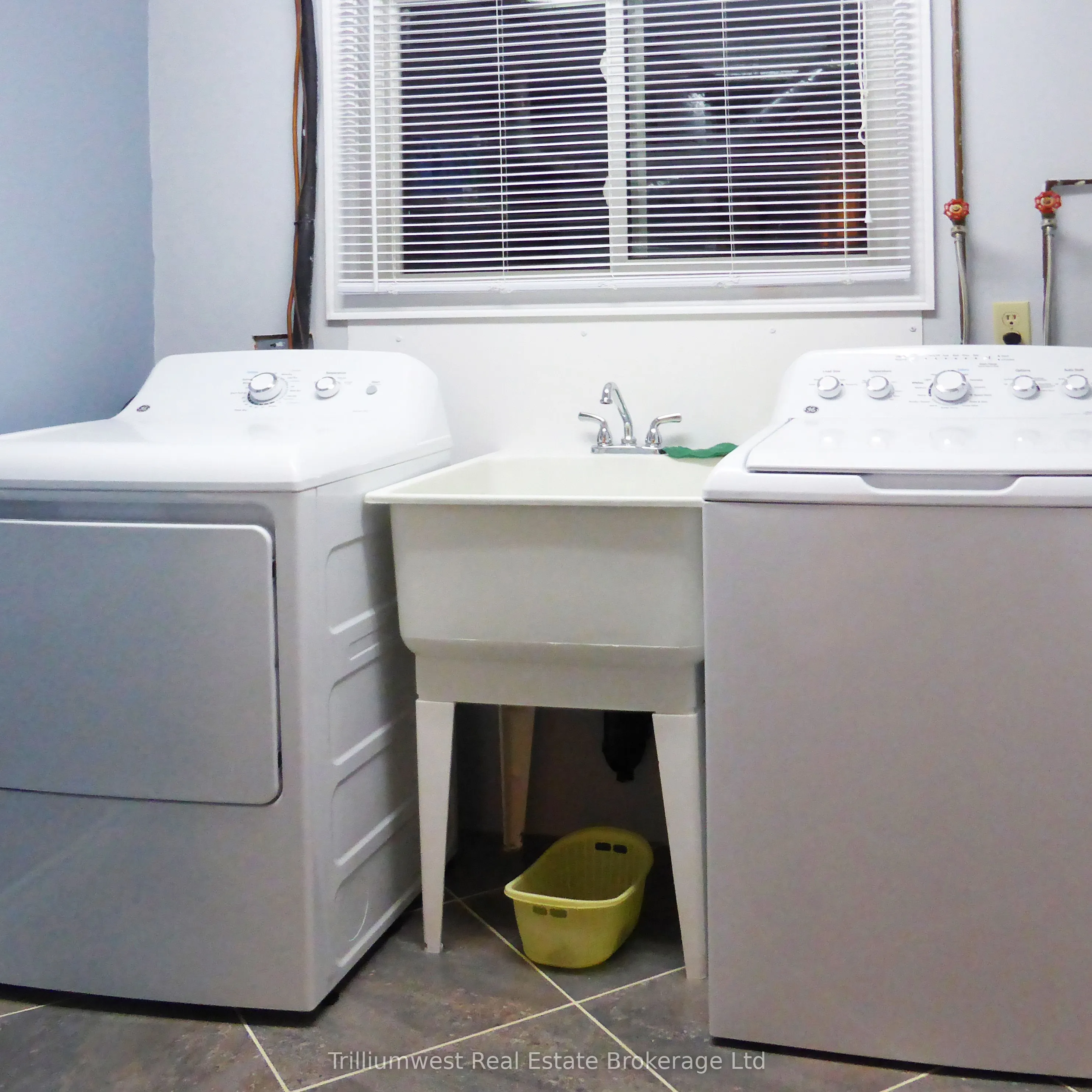 126 Freshmeadow Way, #A