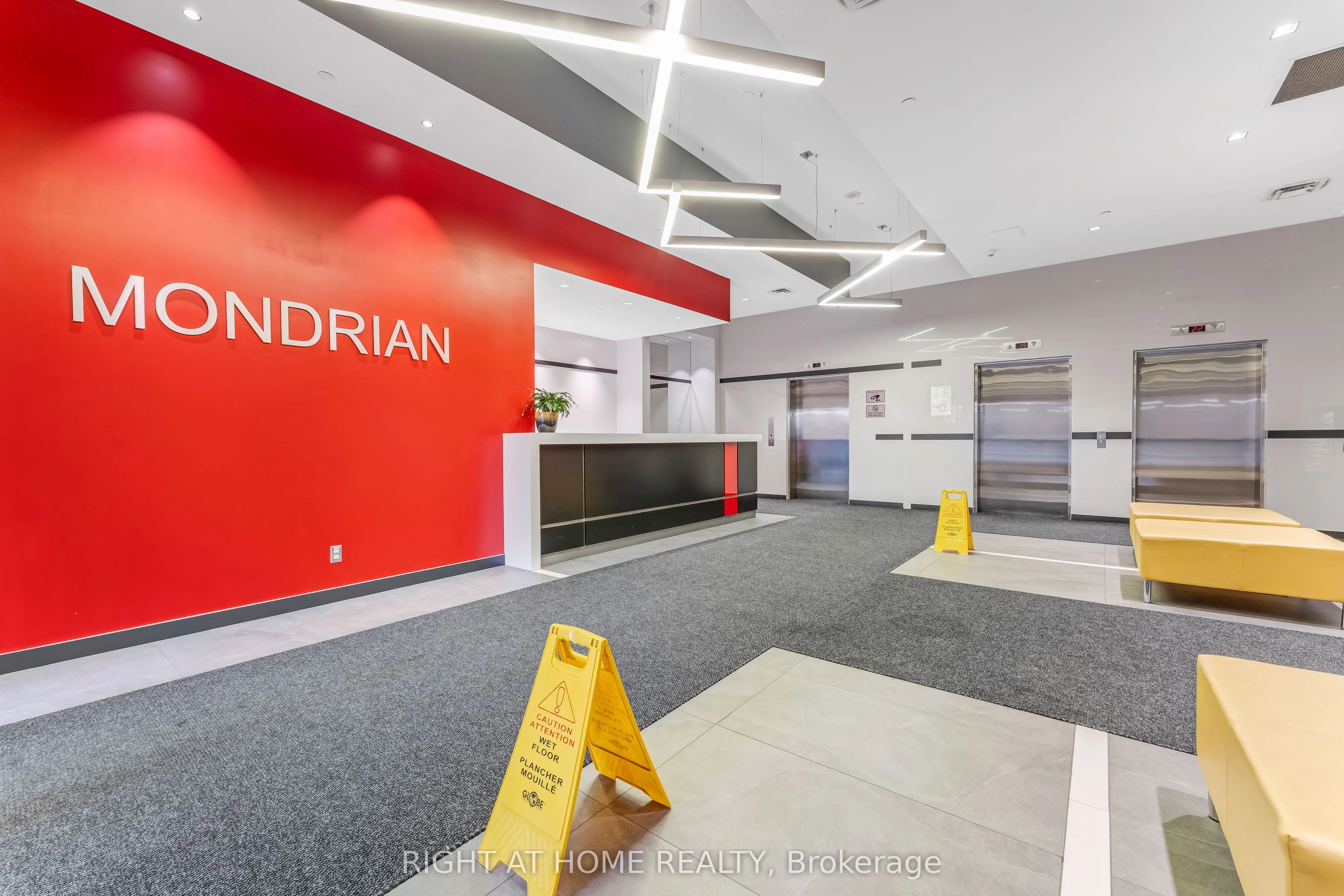 324 Laurier Avenue W, #2010