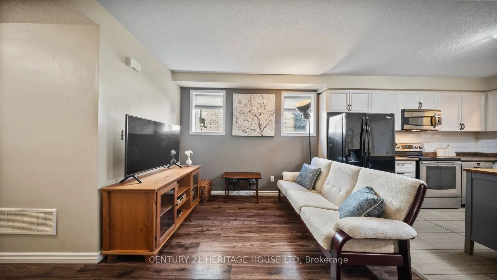 931 Glasgow Street, #14D